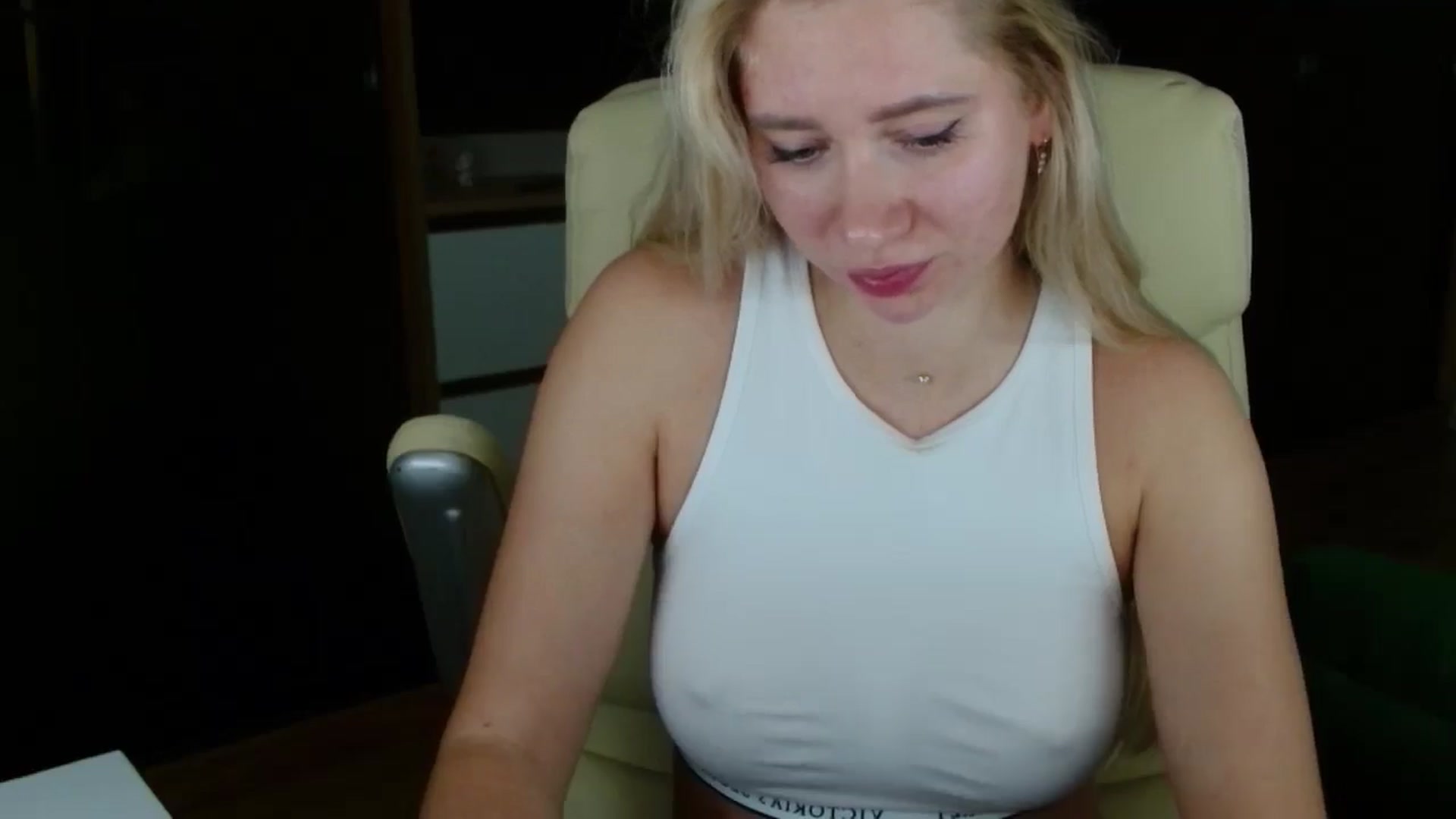 Gallery image thumbnail from Miss_Sylvia's myfreecams stream on, 11/14/2025, 16:31 image 3 of 20