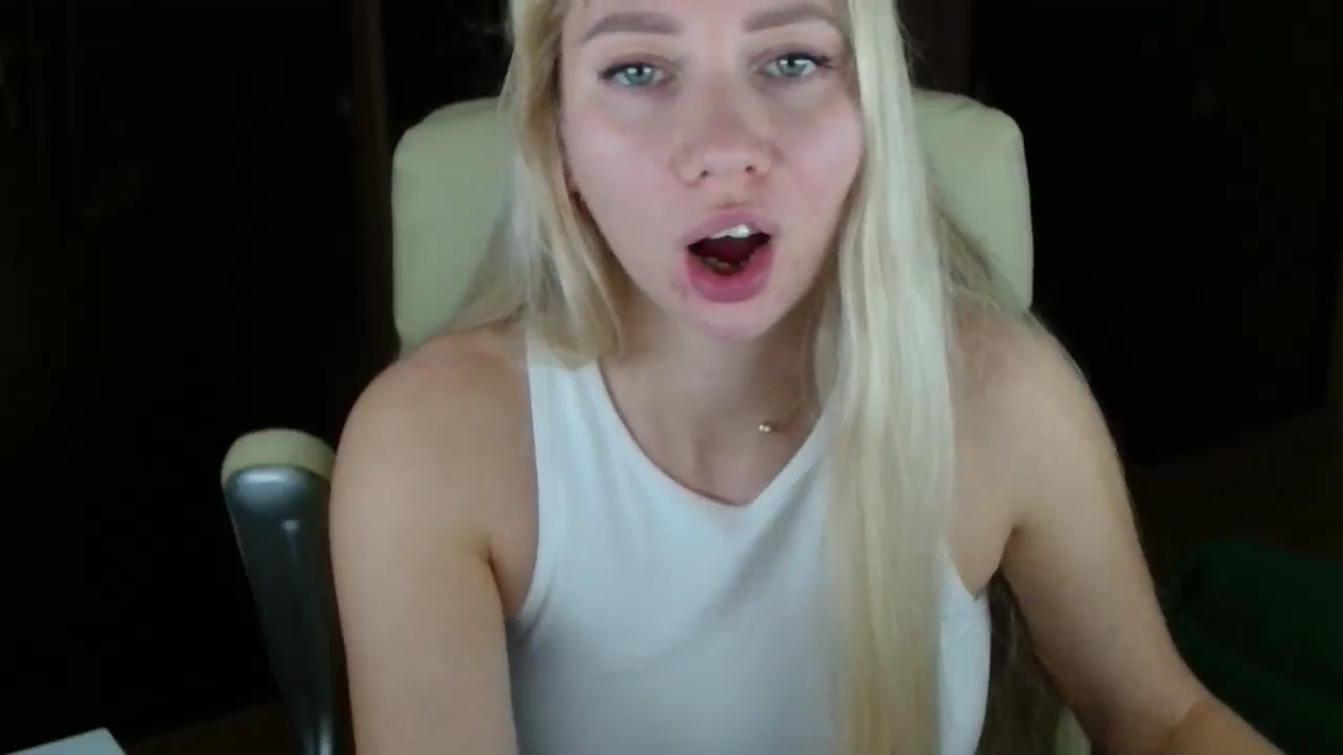 Gallery image thumbnail from Miss_Sylvia's myfreecams stream on, 11/14/2025, 17:20 image 7 of 20