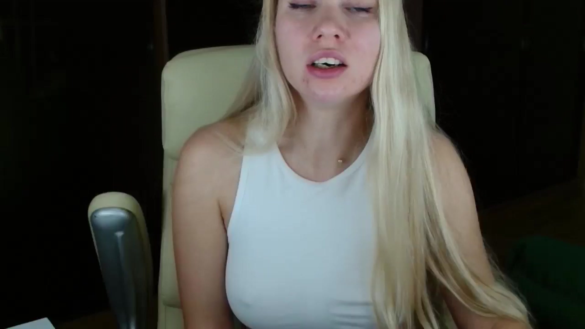 Gallery image thumbnail from Miss_Sylvia's myfreecams stream on, 11/14/2025, 17:20 image 10 of 20