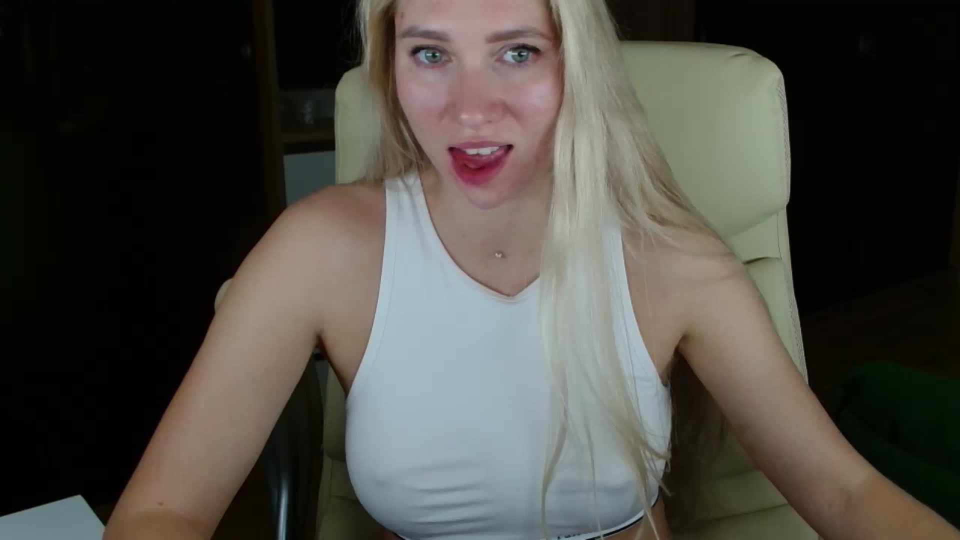 Gallery image thumbnail from Miss_Sylvia's myfreecams stream on, 11/14/2025, 18:42 image 19 of 20