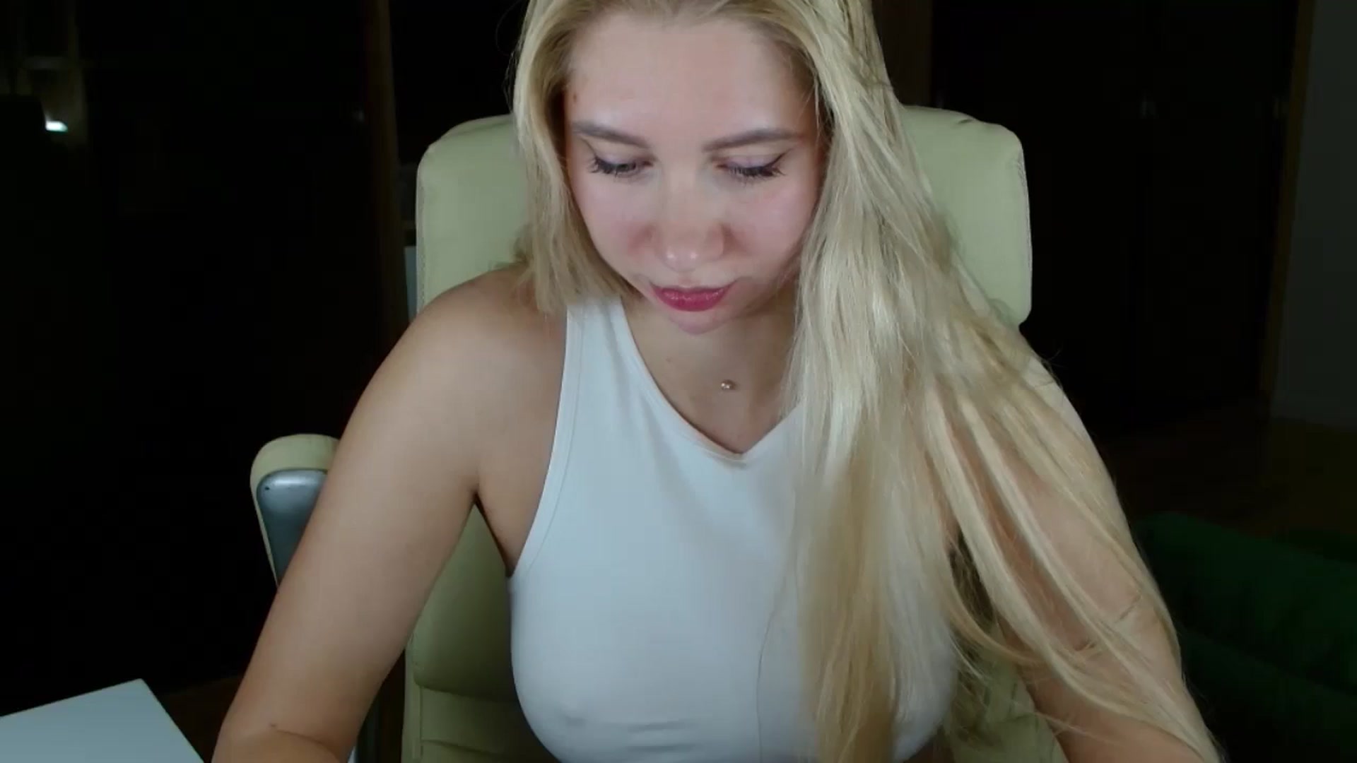 Gallery image thumbnail from Miss_Sylvia's myfreecams stream on, 11/15/2025, 15:44 image 7 of 20