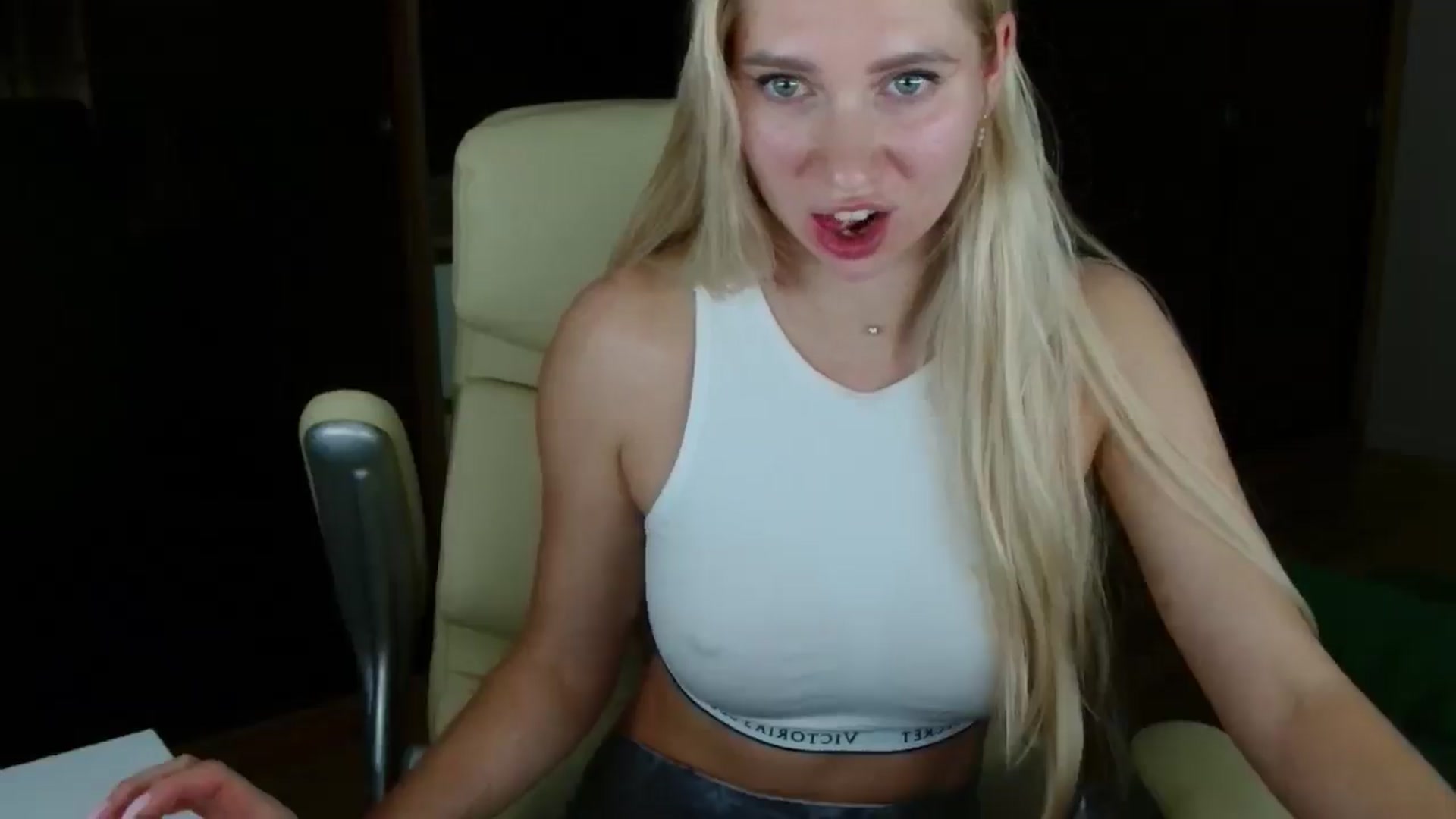 Gallery image thumbnail from Miss_Sylvia's myfreecams stream on, 11/15/2025, 15:44 image 15 of 20