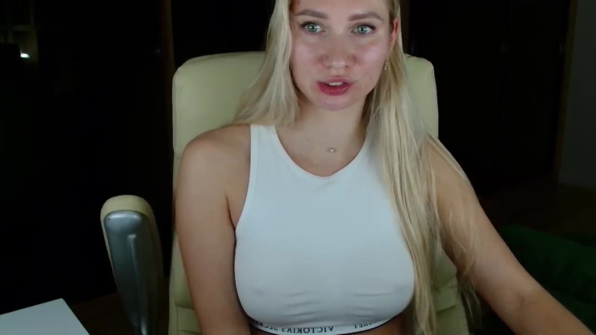 Gallery image thumbnail from Miss_Sylvia's myfreecams stream on, 11/15/2025, 15:44 image 13 of 20