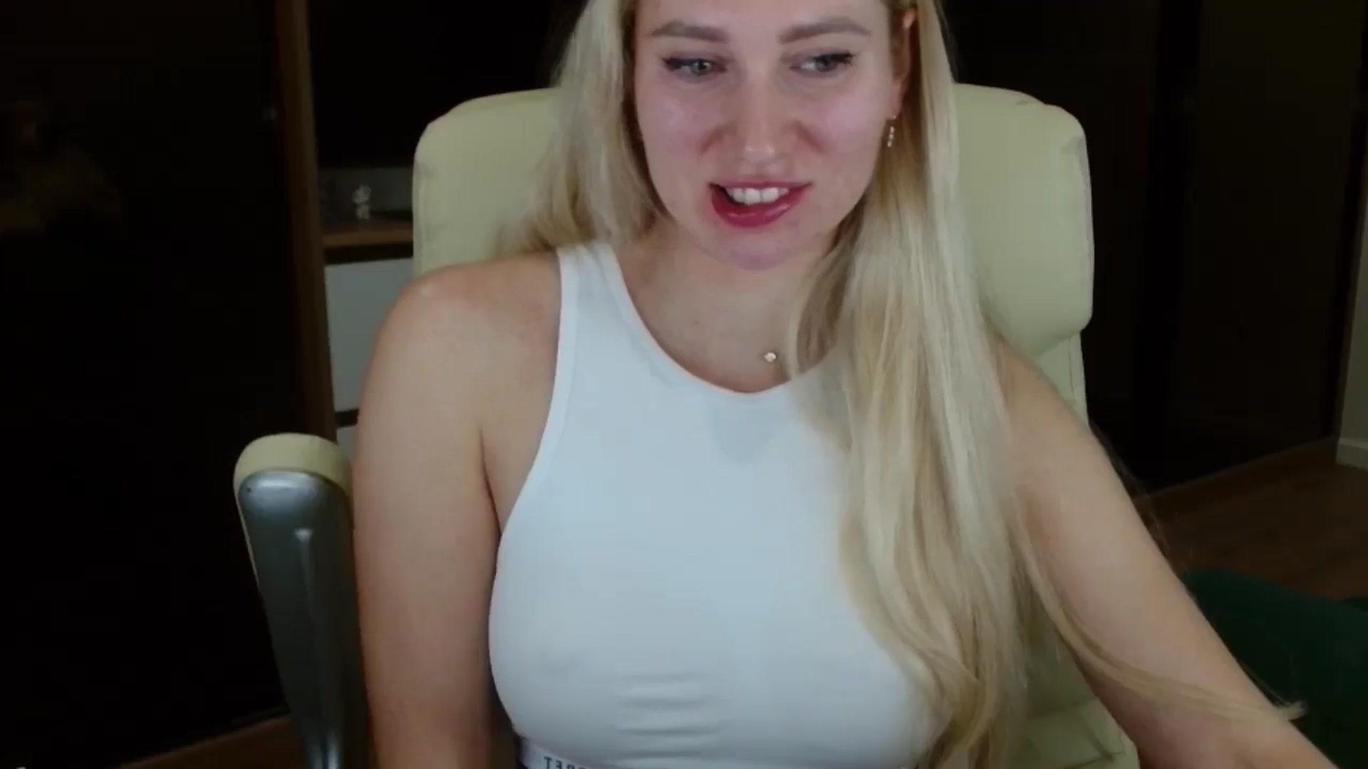 Gallery image thumbnail from Miss_Sylvia's myfreecams stream on, 11/17/2025, 17:14 image 10 of 20