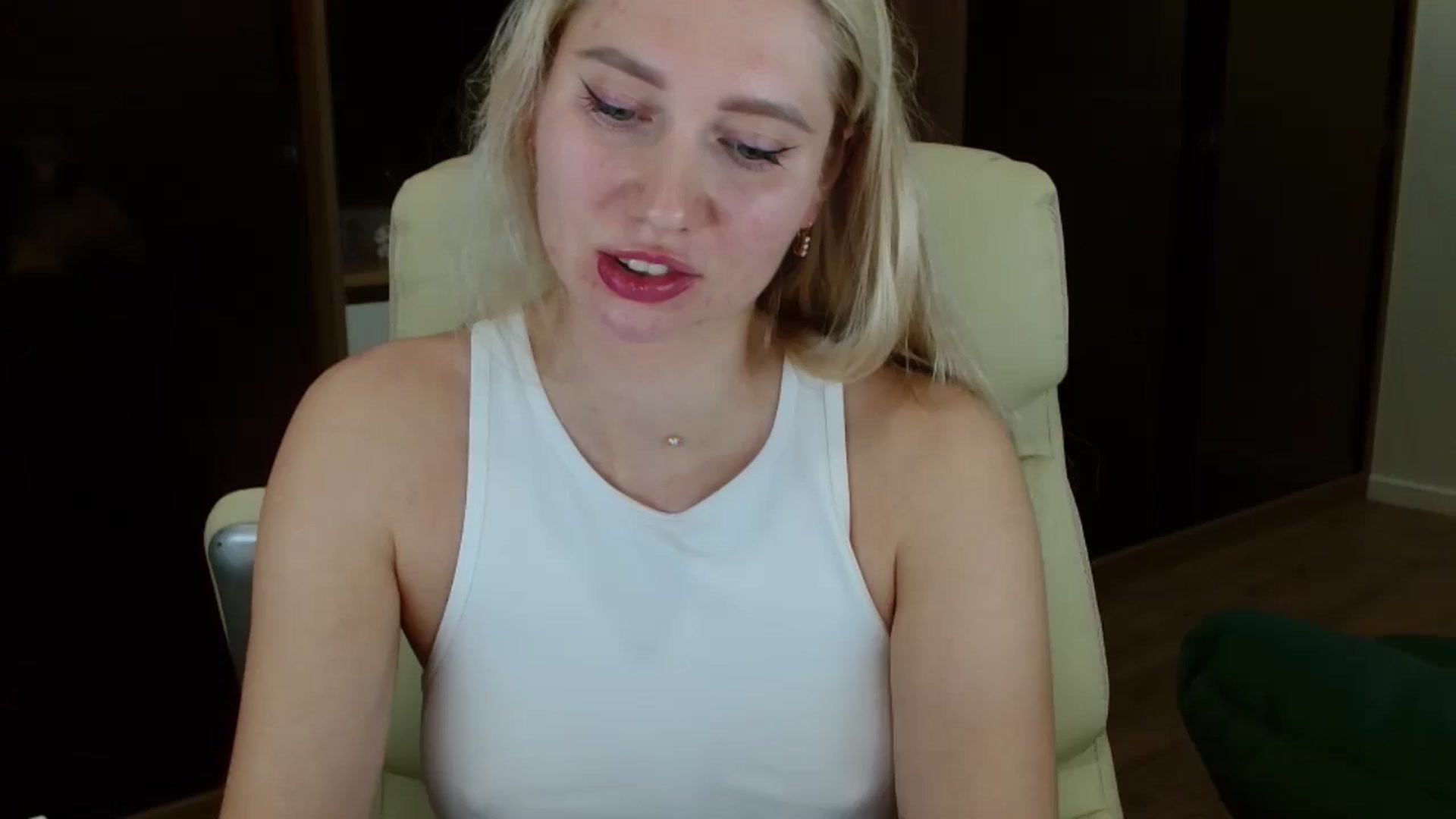 Gallery image thumbnail from Miss_Sylvia's myfreecams stream on, 11/17/2025, 17:47 image 7 of 20