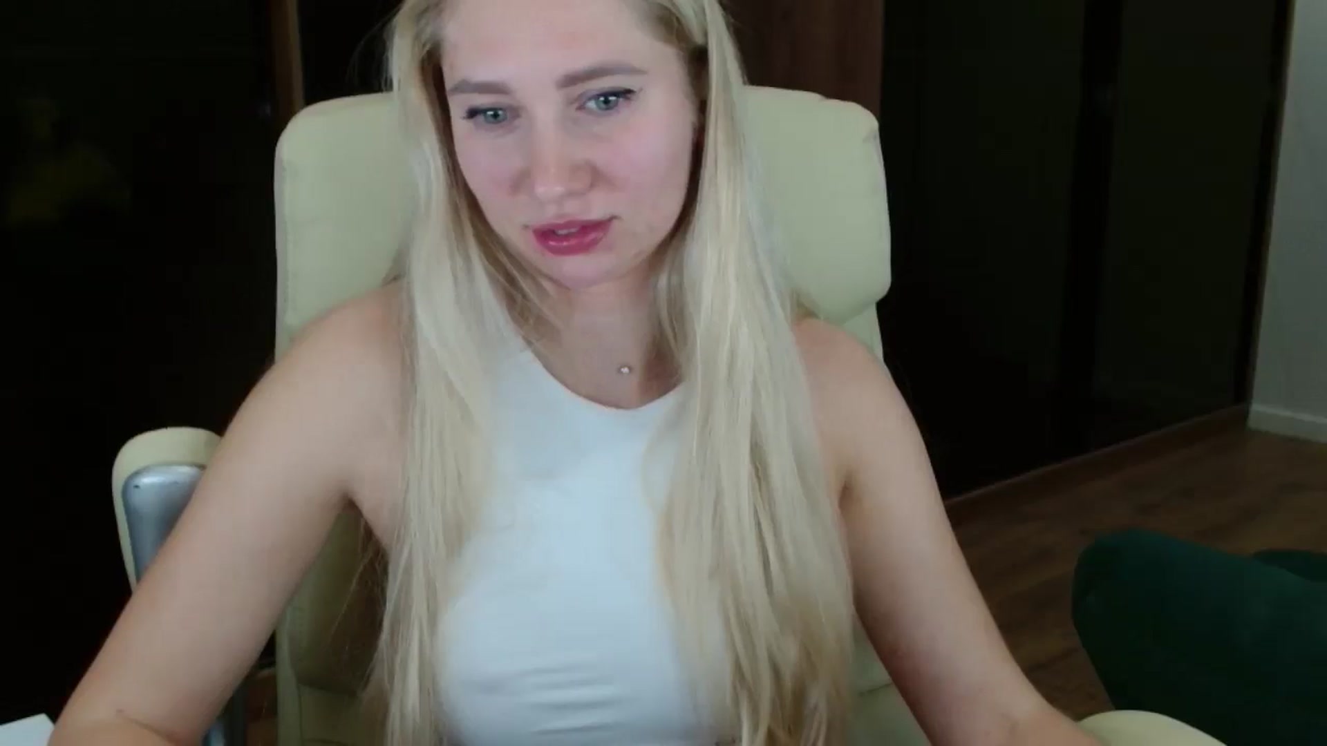 Gallery image thumbnail from Miss_Sylvia's myfreecams stream on, 11/17/2025, 19:26 image 5 of 20