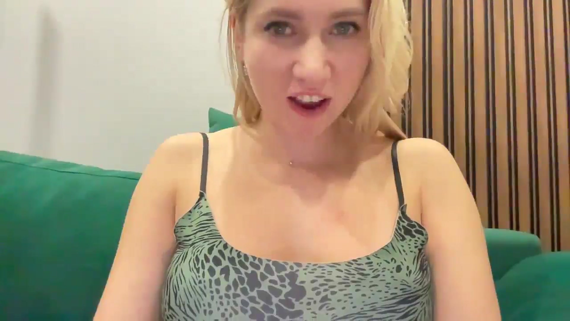 Gallery image thumbnail from Miss_Sylvia's myfreecams stream on, 11/18/2025, 17:22 image 18 of 20