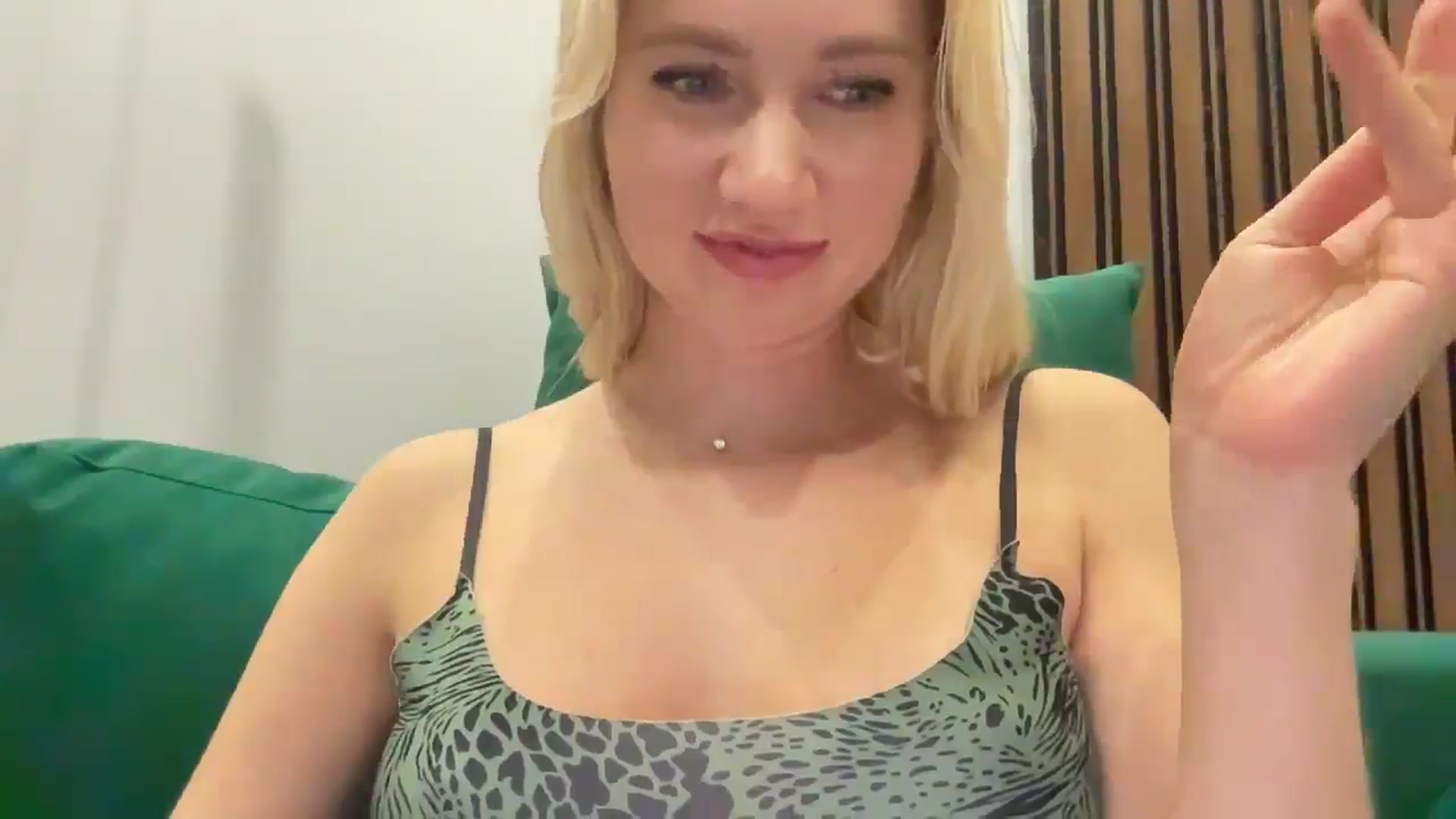 Gallery image thumbnail from Miss_Sylvia's myfreecams stream on, 11/18/2025, 21:17 image 13 of 20