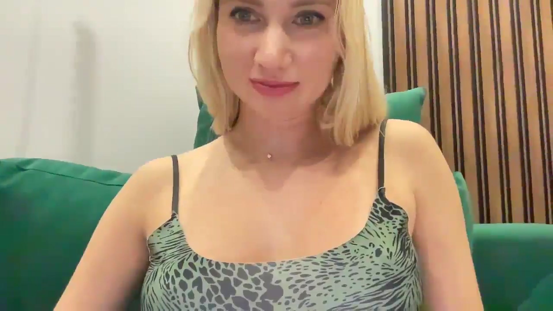 Gallery image thumbnail from Miss_Sylvia's myfreecams stream on, 11/18/2025, 21:17 image 14 of 20