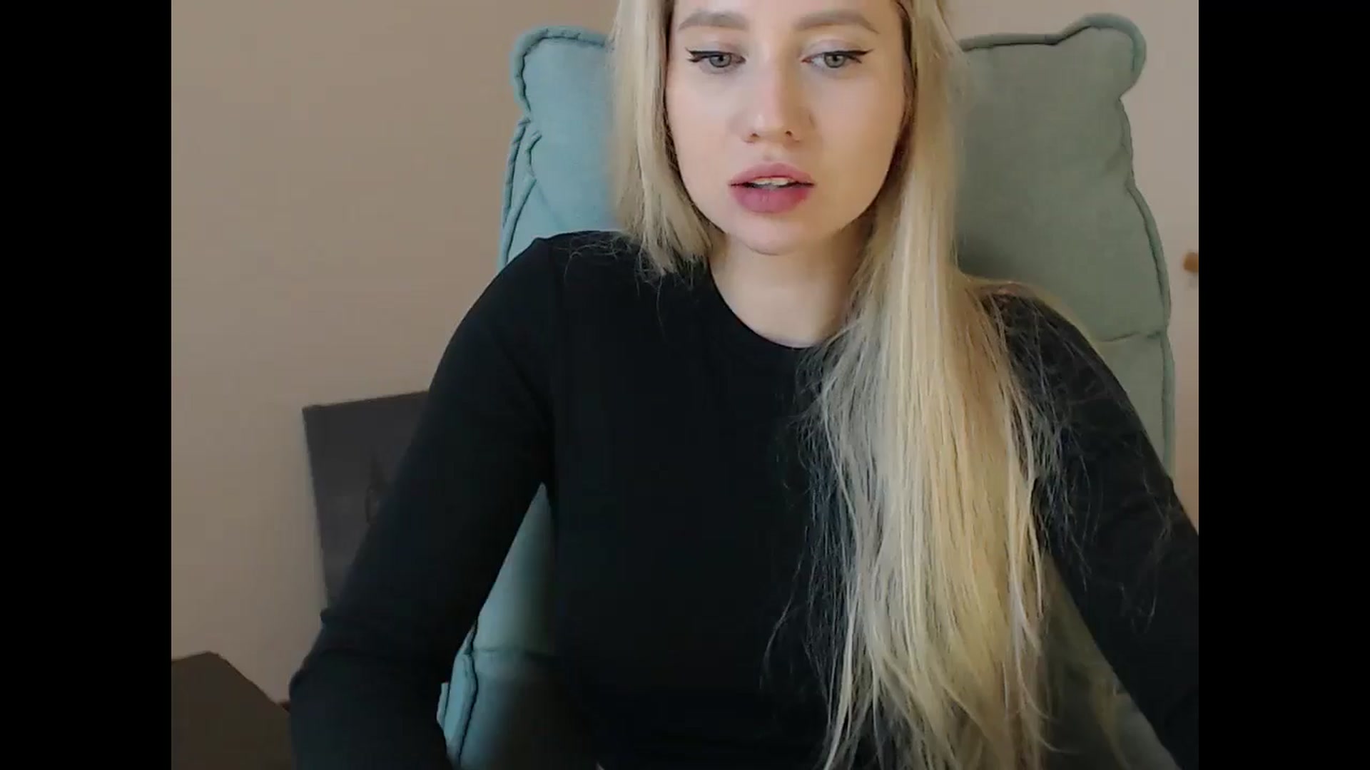 Gallery image thumbnail from Miss_Sylvia's myfreecams stream on, 11/19/2025, 20:54 image 10 of 20