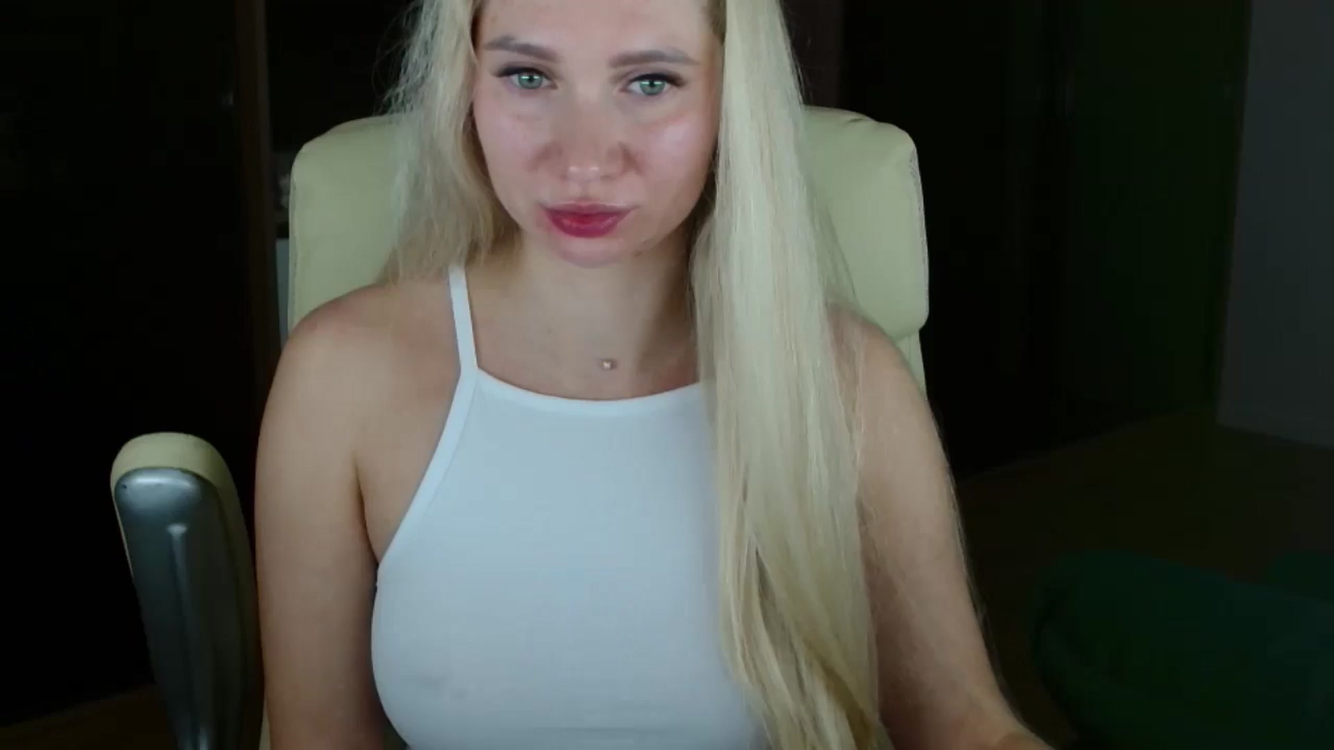 Gallery image thumbnail from Miss_Sylvia's myfreecams stream on, 11/22/2025, 19:21 image 14 of 20