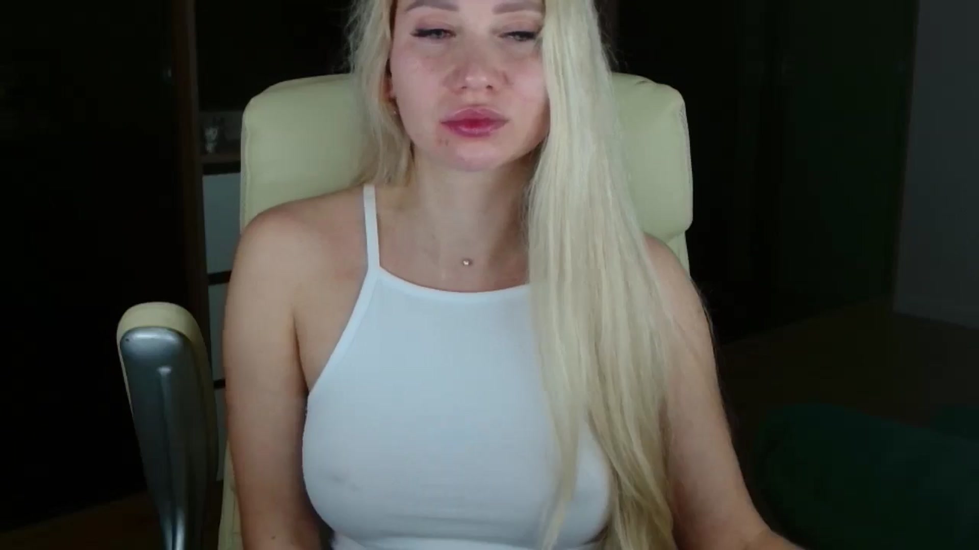 Gallery image thumbnail from Miss_Sylvia's myfreecams stream on, 11/22/2025, 19:21 image 12 of 20