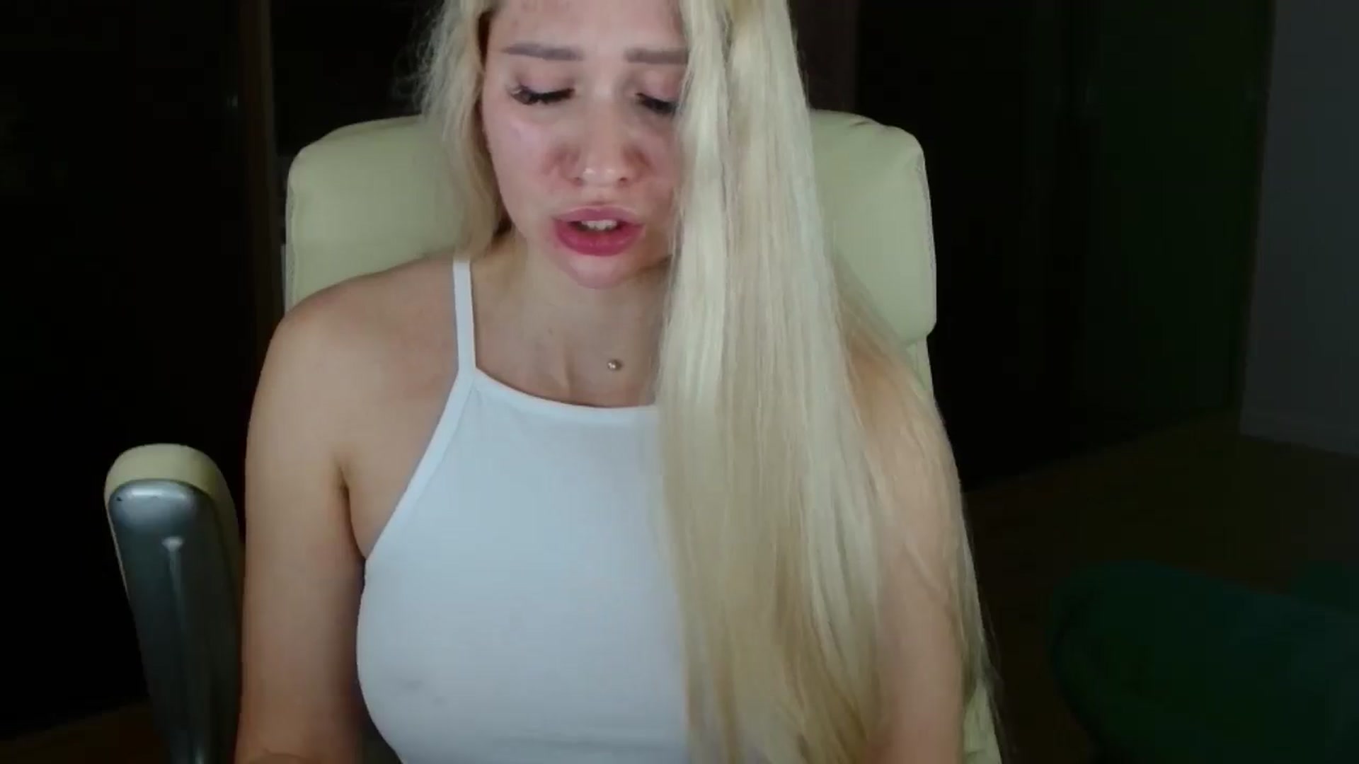 Gallery image thumbnail from Miss_Sylvia's myfreecams stream on, 11/22/2025, 19:21 image 19 of 20