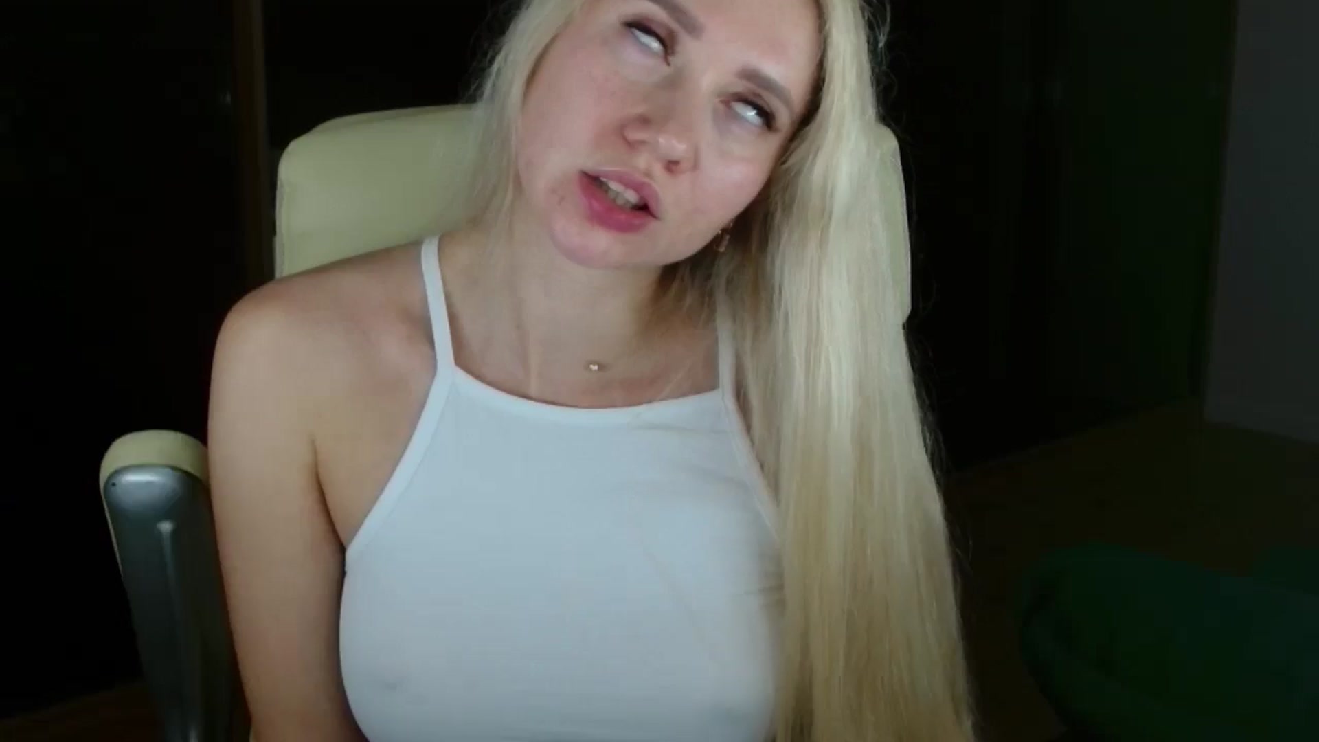 Gallery image thumbnail from Miss_Sylvia's myfreecams stream on, 11/22/2025, 19:21 image 18 of 20
