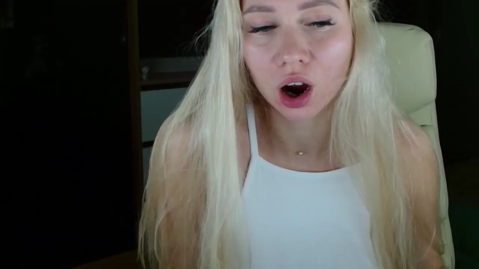 Gallery image thumbnail from Miss_Sylvia's myfreecams stream on, 11/22/2025, 22:21 image 18 of 20