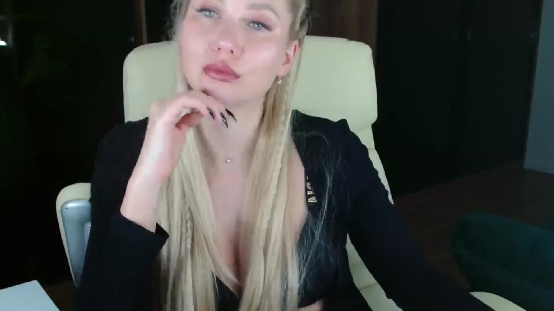 Gallery image thumbnail from Miss_Sylvia's myfreecams stream on, 11/23/2025, 22:34 image 20 of 20