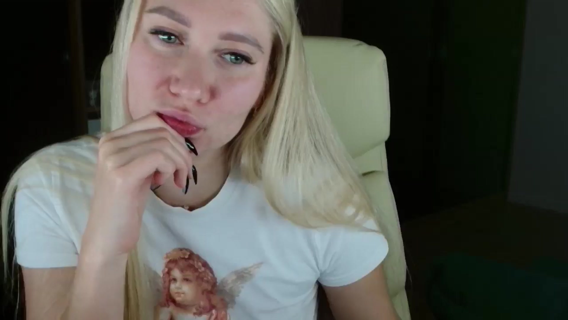 Gallery image thumbnail from Miss_Sylvia's myfreecams stream on, 11/24/2025, 14:53 image 10 of 20