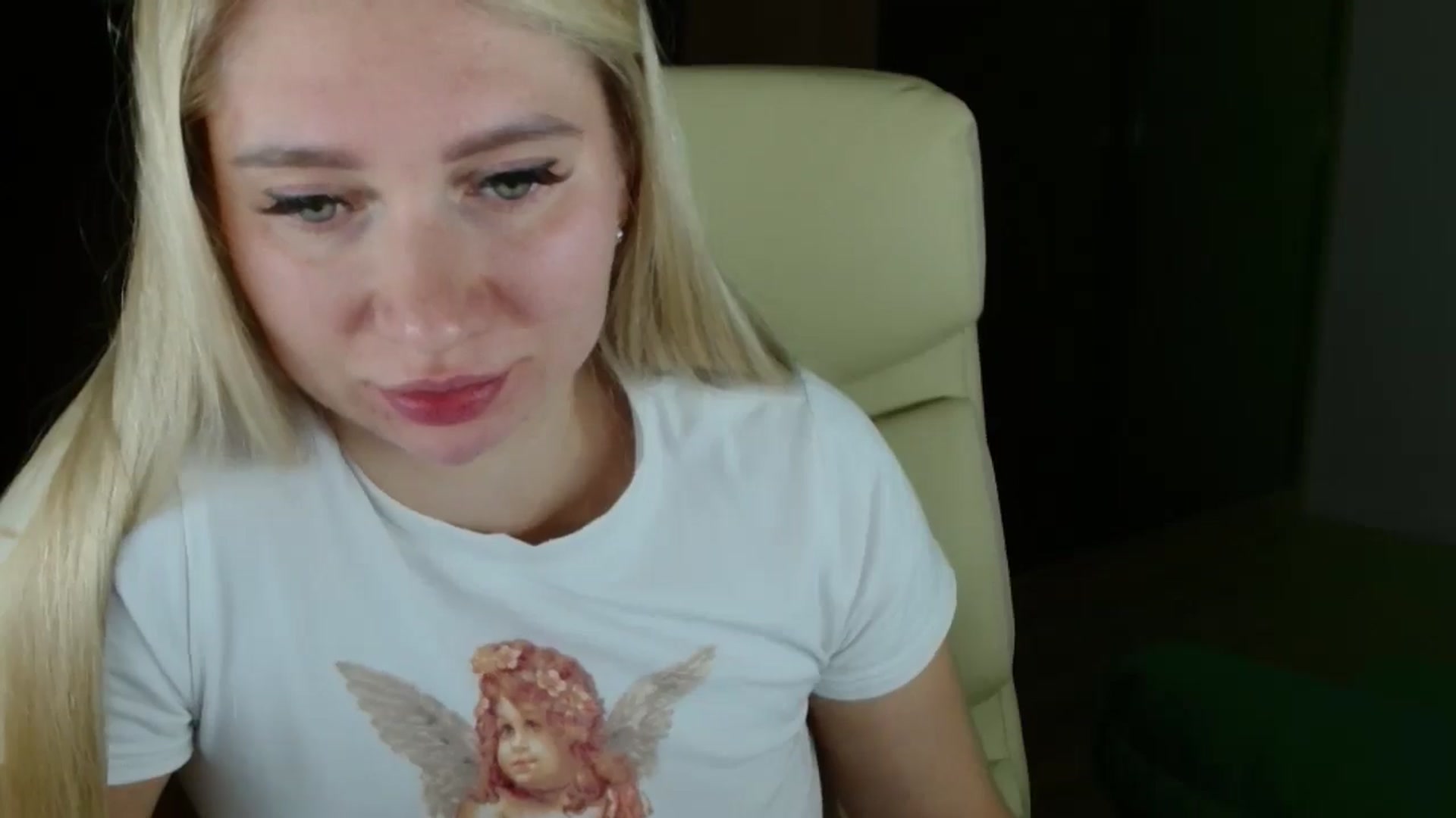 Gallery image thumbnail from Miss_Sylvia's myfreecams stream on, 11/24/2025, 14:53 image 7 of 20