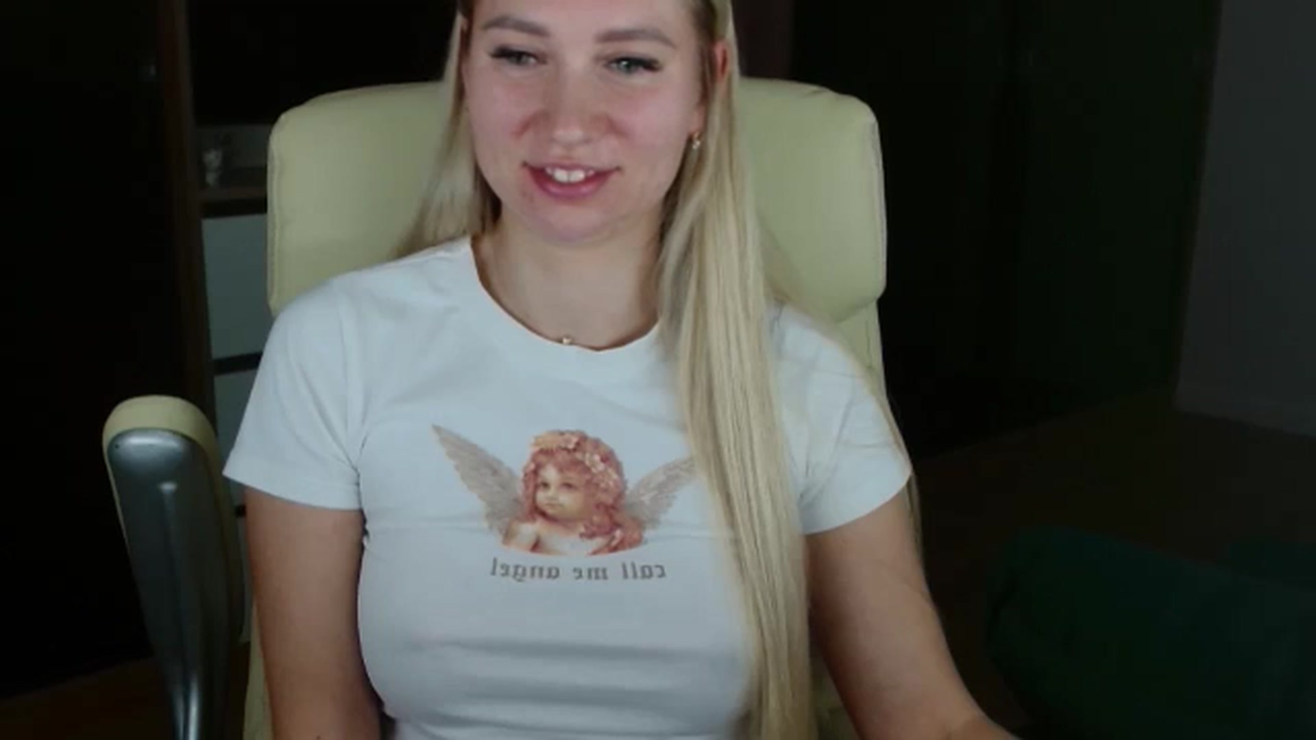 Gallery image thumbnail from Miss_Sylvia's myfreecams stream on, 11/24/2025, 19:07 image 13 of 20