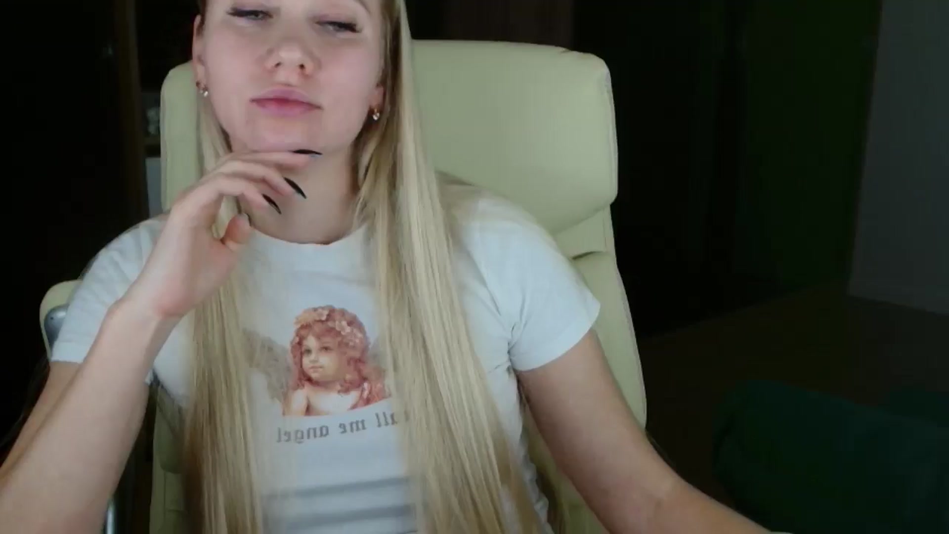 Gallery image thumbnail from Miss_Sylvia's myfreecams stream on, 11/24/2025, 19:07 image 9 of 20