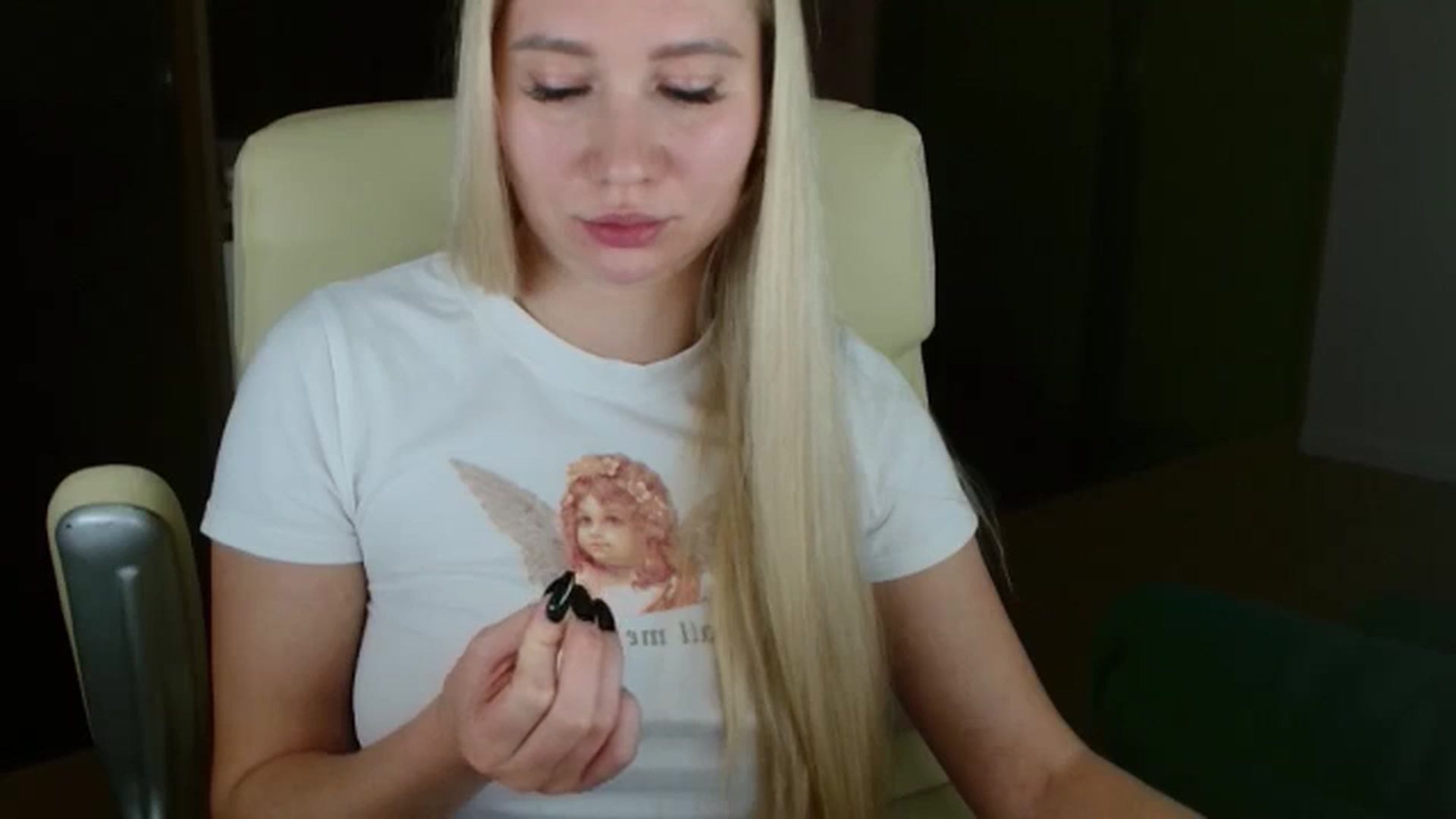 Gallery image thumbnail from Miss_Sylvia's myfreecams stream on, 11/24/2025, 19:07 image 20 of 20