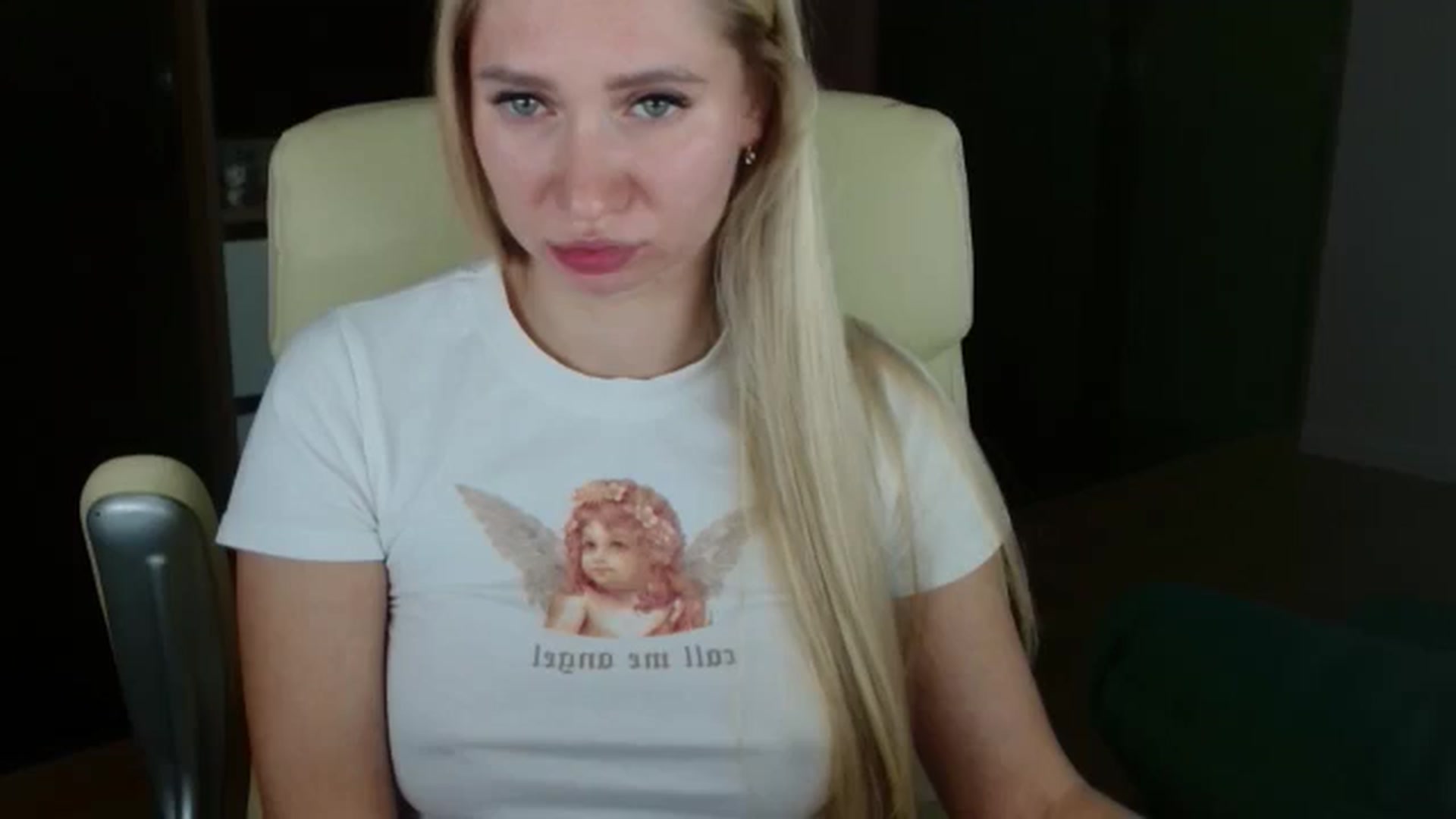Gallery image thumbnail from Miss_Sylvia's myfreecams stream on, 11/24/2025, 19:07 image 18 of 20
