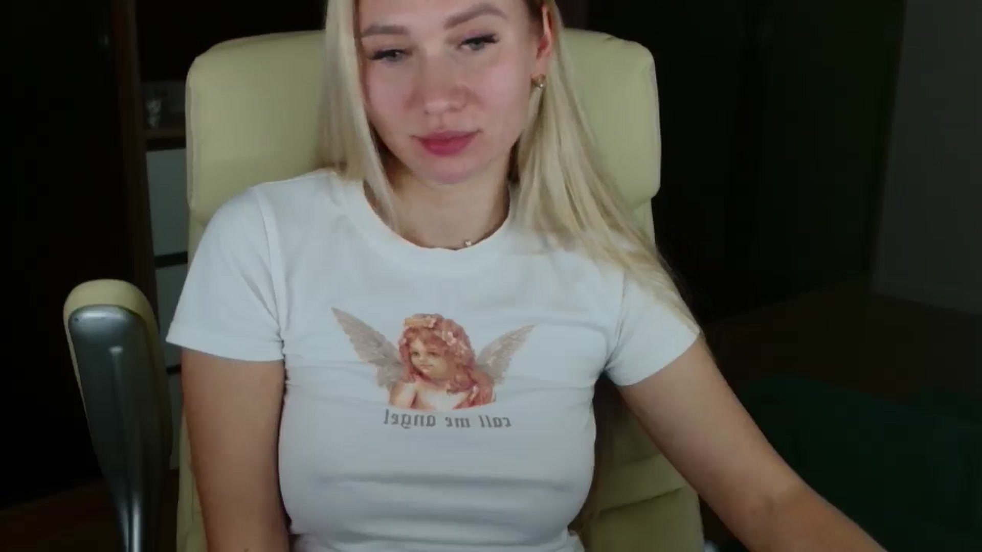 Gallery image thumbnail from Miss_Sylvia's myfreecams stream on, 11/24/2025, 19:50 image 10 of 20