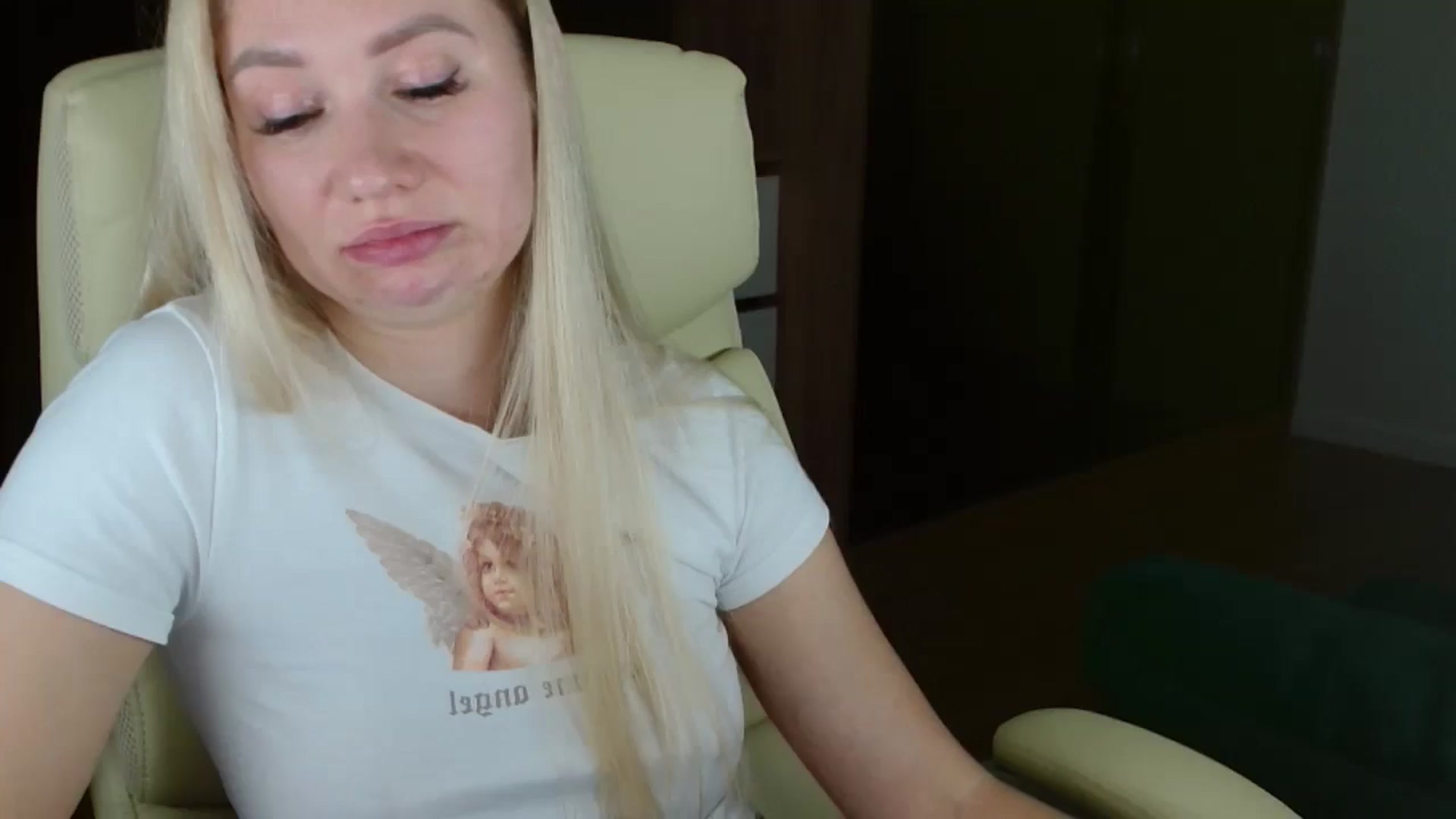 Gallery image thumbnail from Miss_Sylvia's myfreecams stream on, 11/24/2025, 19:50 image 20 of 20