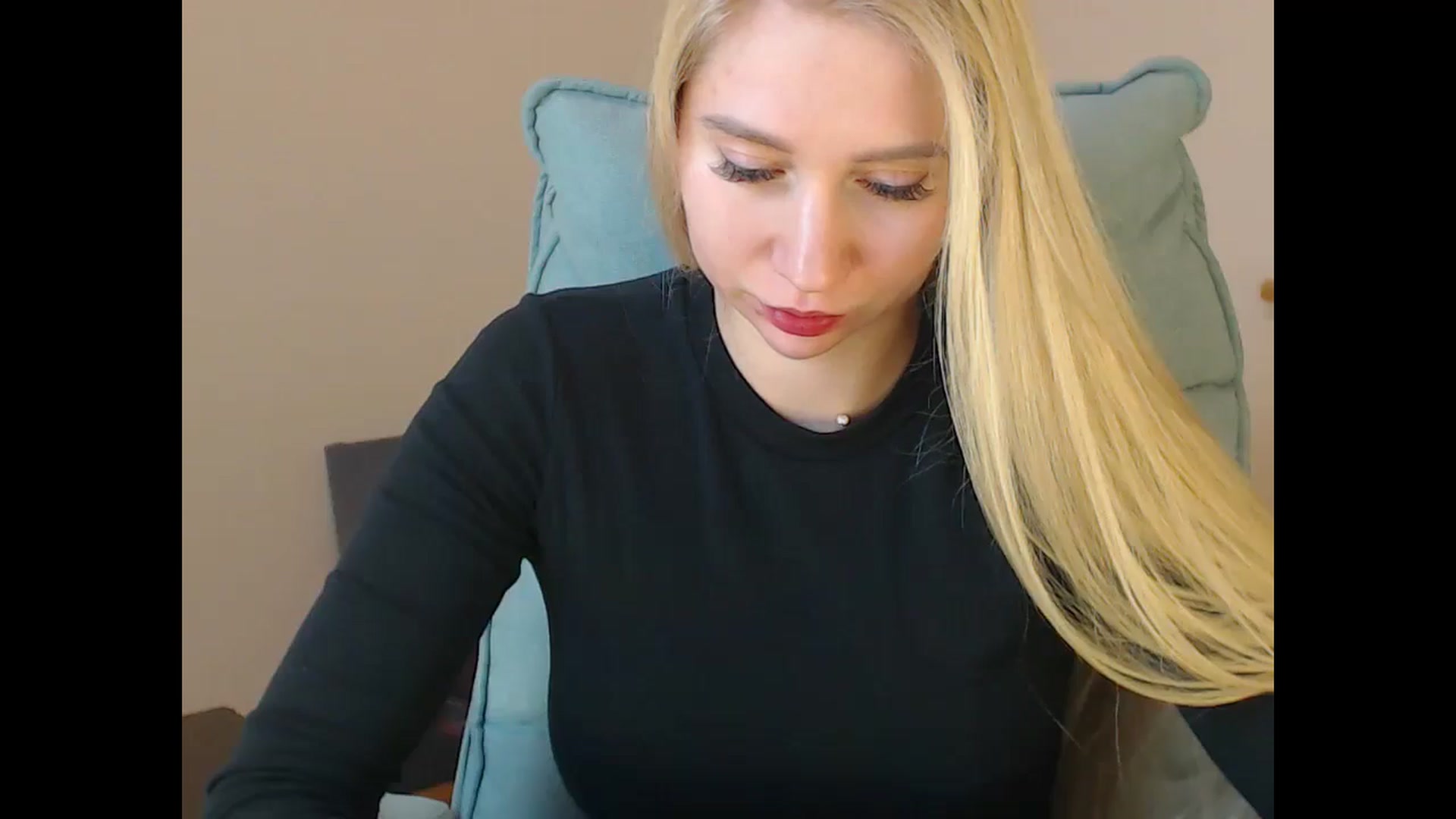 Gallery image thumbnail from Miss_Sylvia's myfreecams stream on, 11/27/2025, 15:45 image 4 of 20