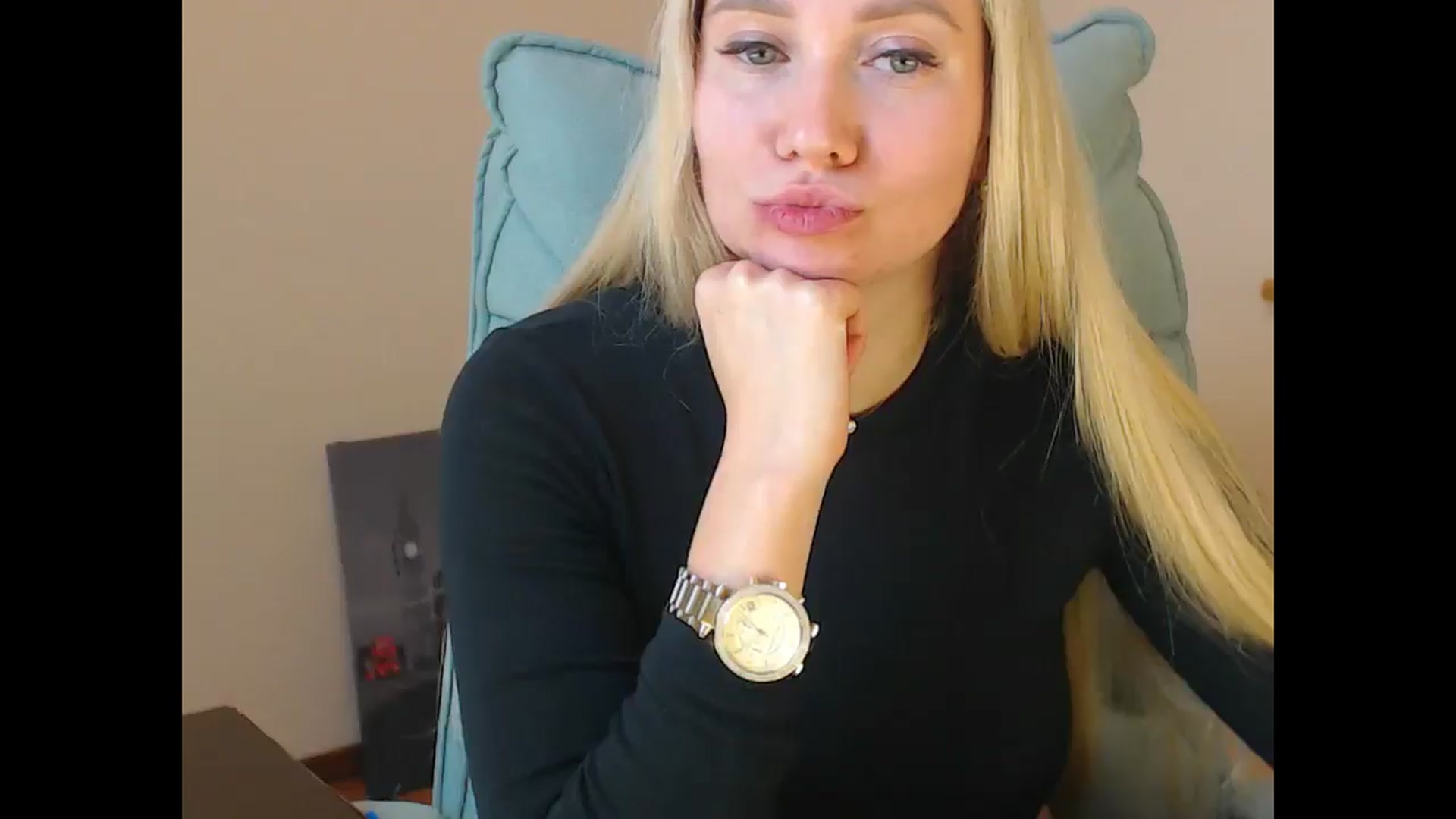 Gallery image thumbnail from Miss_Sylvia's myfreecams stream on, 11/27/2025, 17:20 image 4 of 20