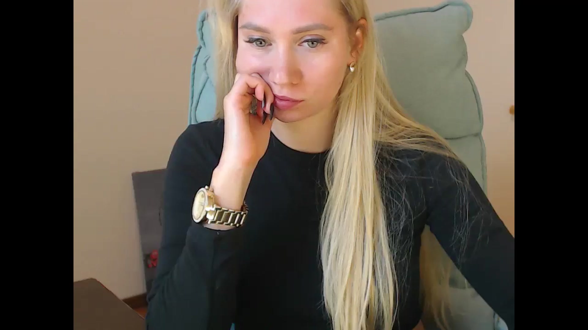 Gallery image thumbnail from Miss_Sylvia's myfreecams stream on, 11/27/2025, 19:26 image 14 of 20