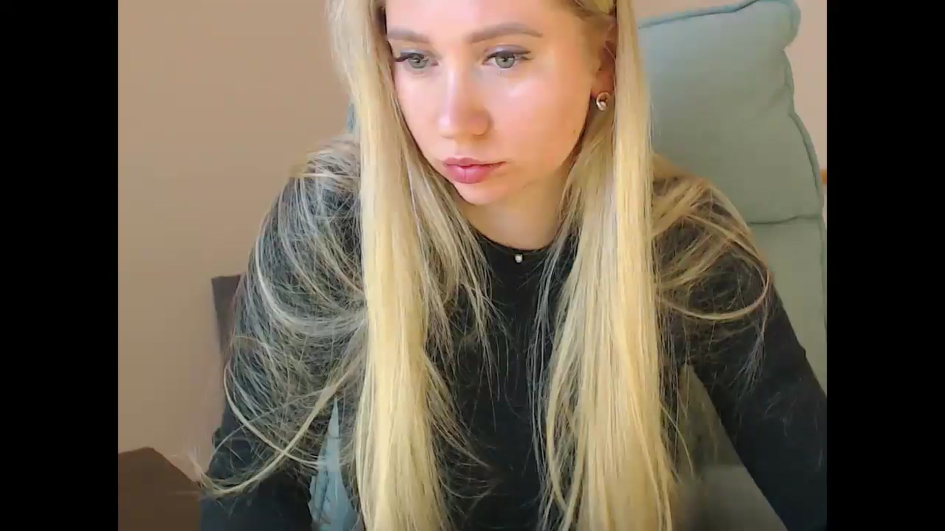 Gallery image thumbnail from Miss_Sylvia's myfreecams stream on, 11/27/2025, 19:26 image 12 of 20