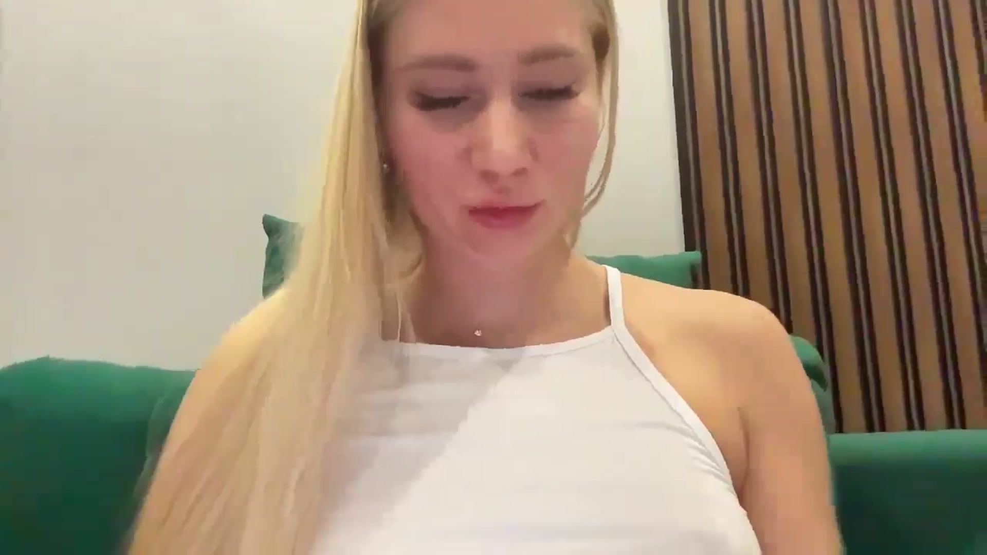 Gallery image thumbnail from Miss_Sylvia's myfreecams stream on, 11/28/2025, 18:35 image 4 of 20