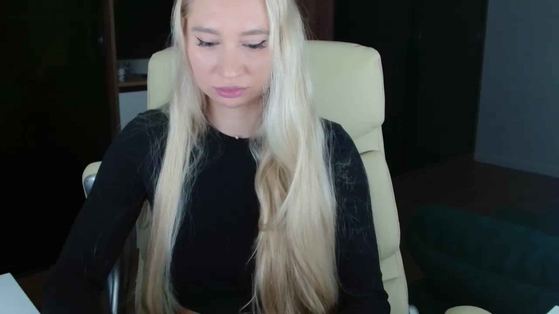 Gallery image thumbnail from Miss_Sylvia's myfreecams stream on, 12/03/2025, 16:53 image 5 of 20