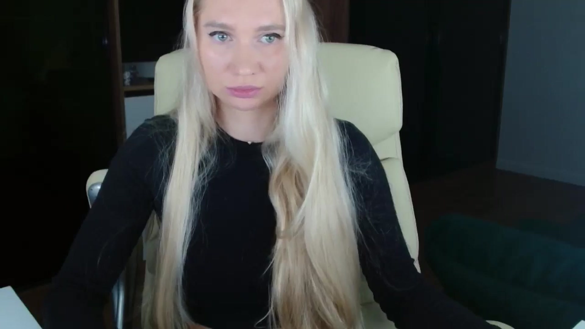Gallery image thumbnail from Miss_Sylvia's myfreecams stream on, 12/03/2025, 16:53 image 6 of 20