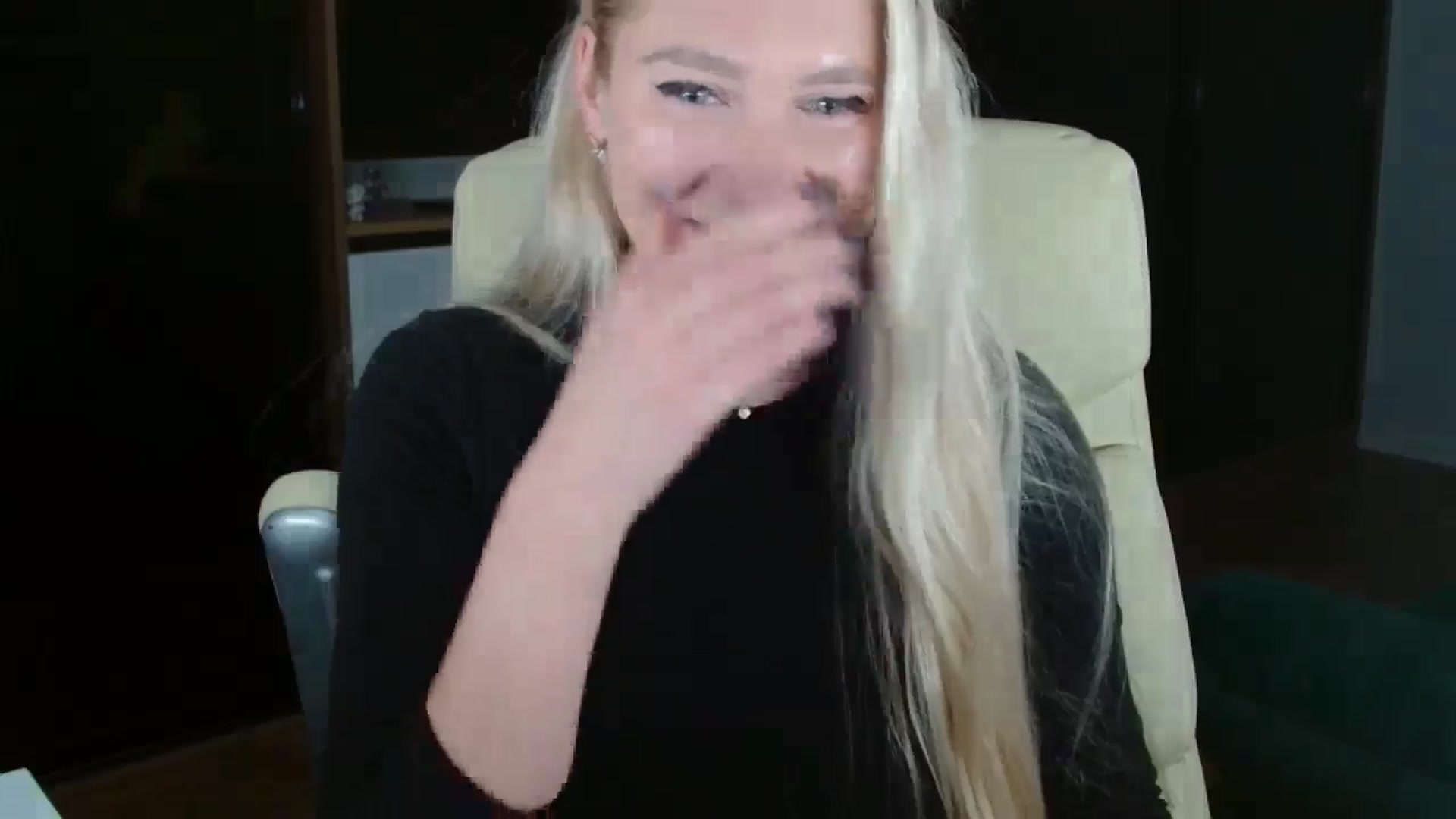 Gallery image thumbnail from Miss_Sylvia's myfreecams stream on, 12/03/2025, 20:15 image 16 of 20