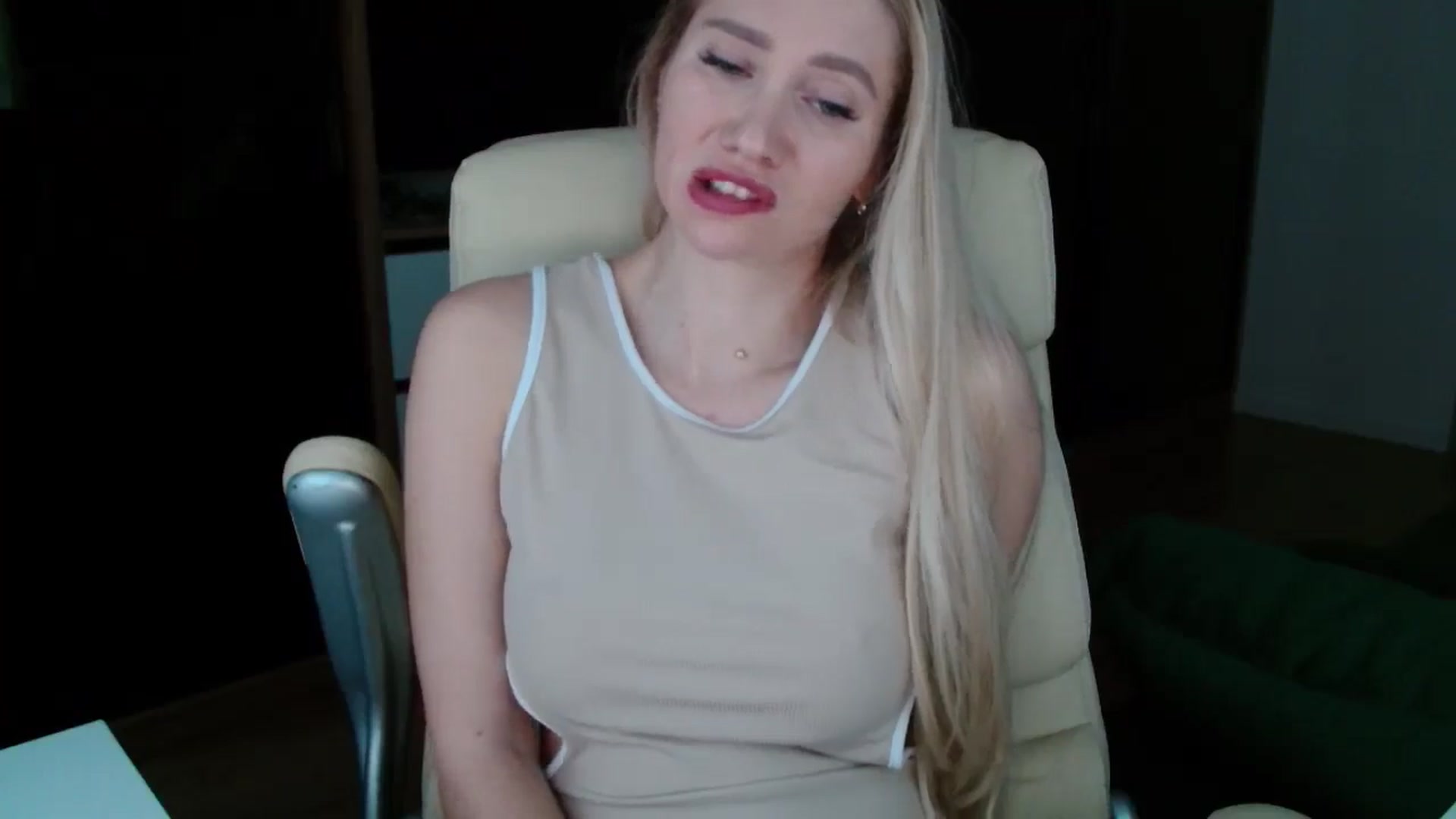 Gallery image thumbnail from Miss_Sylvia's myfreecams stream on, 12/16/2025, 13:36 image 4 of 20