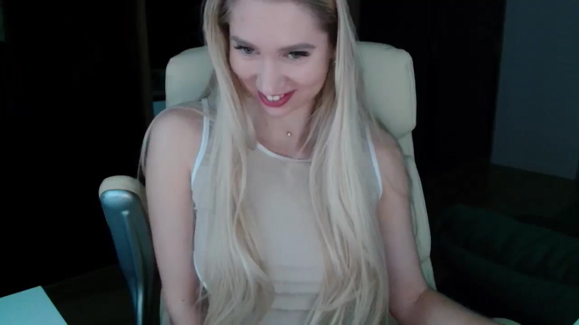 Gallery image thumbnail from Miss_Sylvia's myfreecams stream on, 12/16/2025, 13:36 image 16 of 20