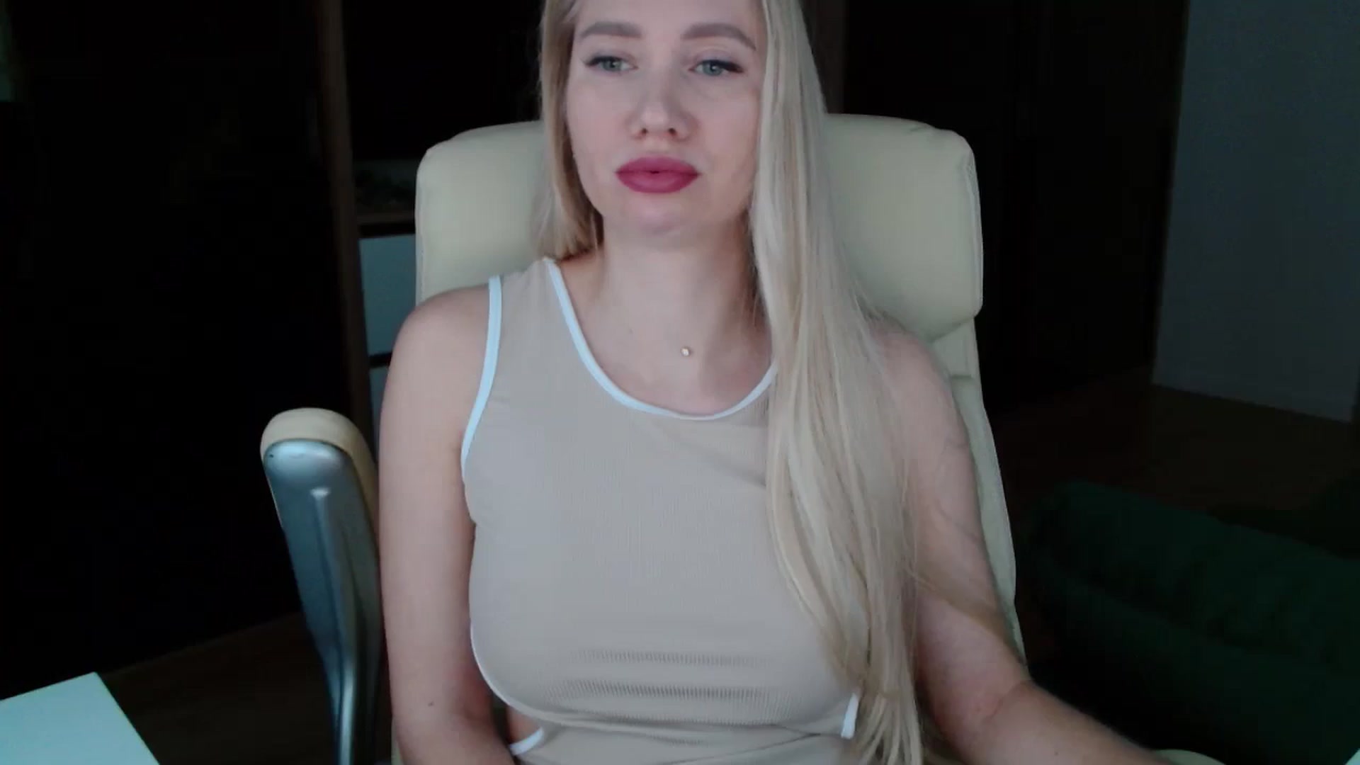 Gallery image thumbnail from Miss_Sylvia's myfreecams stream on, 12/16/2025, 13:36 image 5 of 20