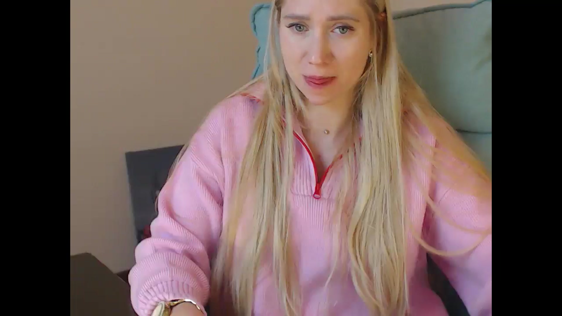 Gallery image thumbnail from Miss_Sylvia's myfreecams stream on, 12/18/2025, 18:00 image 19 of 20