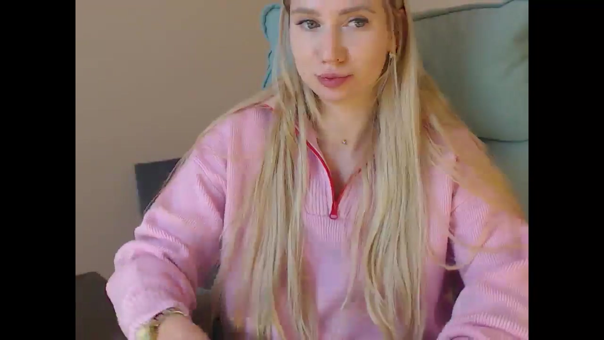 Gallery image thumbnail from Miss_Sylvia's myfreecams stream on, 12/18/2025, 18:00 image 18 of 20