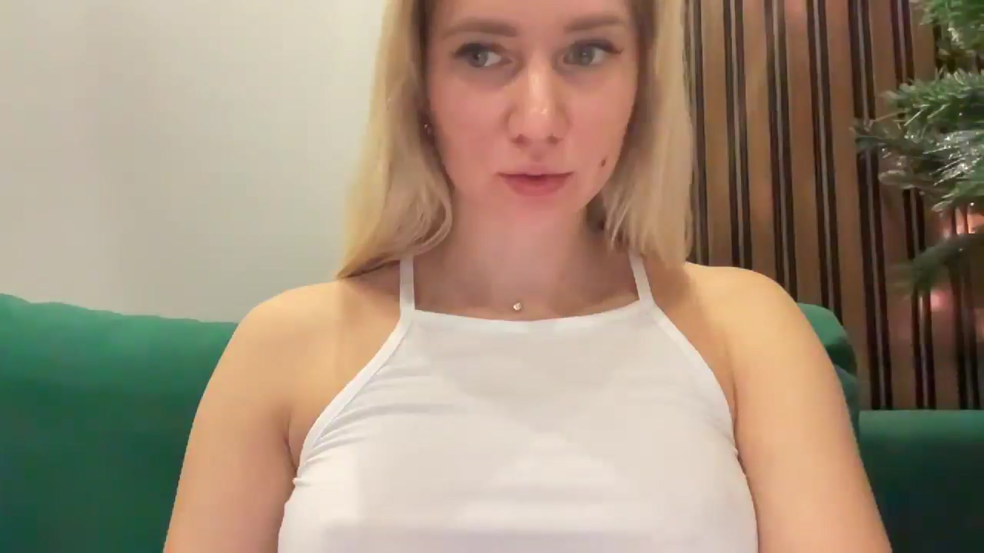 Gallery image thumbnail from Miss_Sylvia's myfreecams stream on, 12/19/2025, 16:38 image 4 of 20