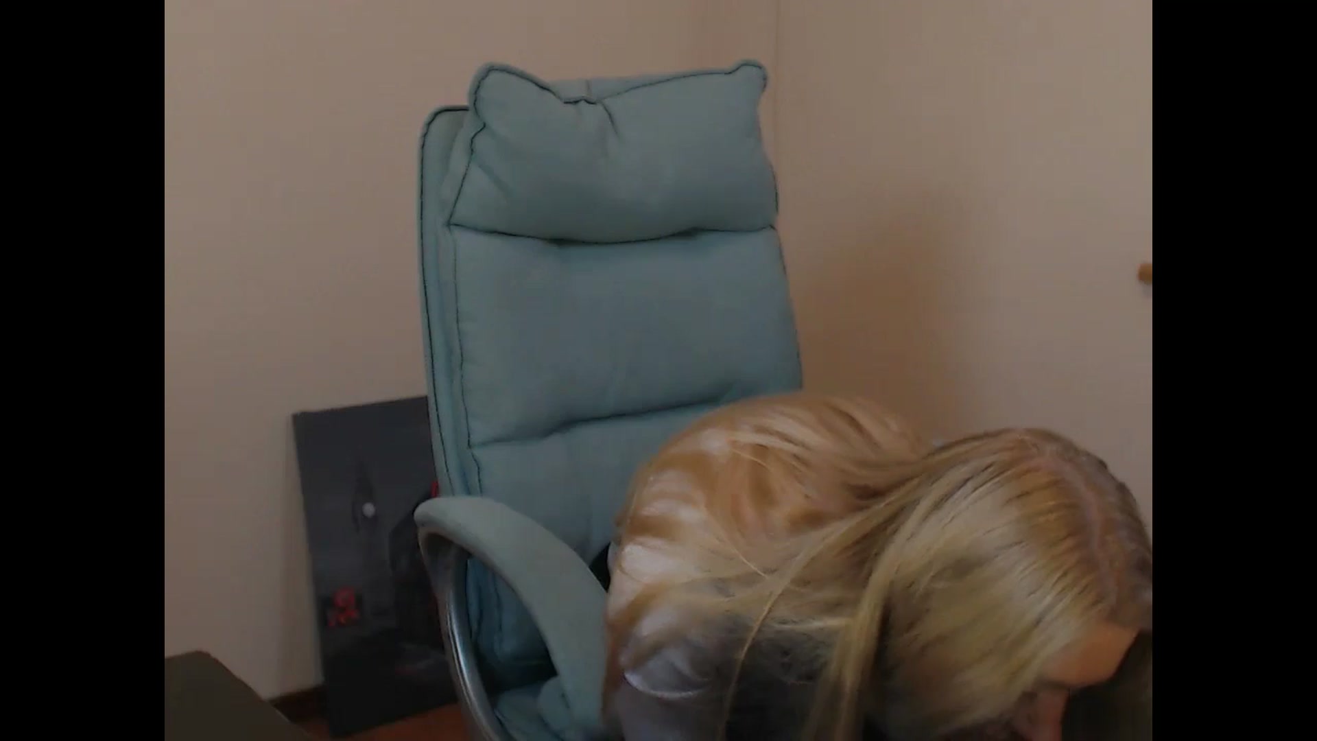 Gallery image thumbnail from Miss_Sylvia's myfreecams stream on, 12/21/2025, 18:46 image 14 of 20