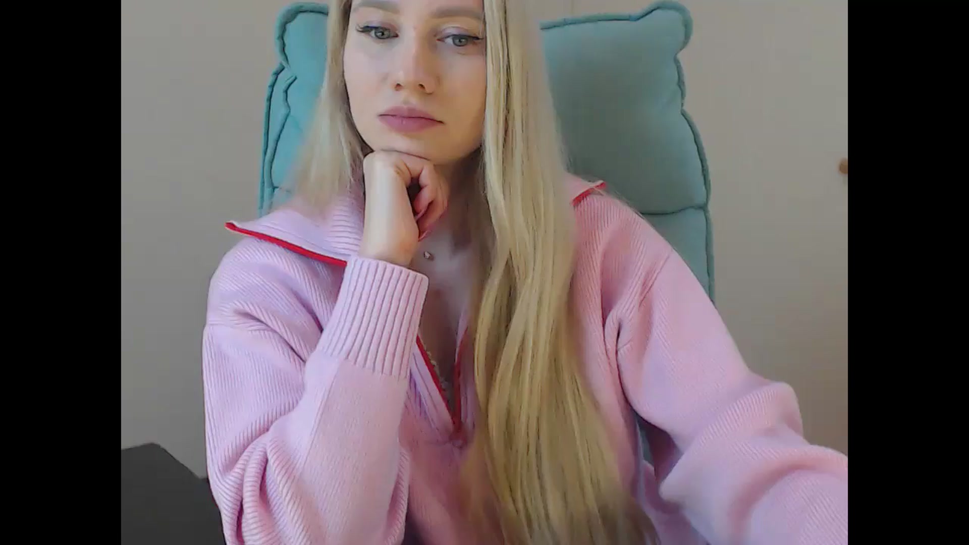 Gallery image thumbnail from Miss_Sylvia's myfreecams stream on, 12/24/2025, 19:57 image 2 of 20