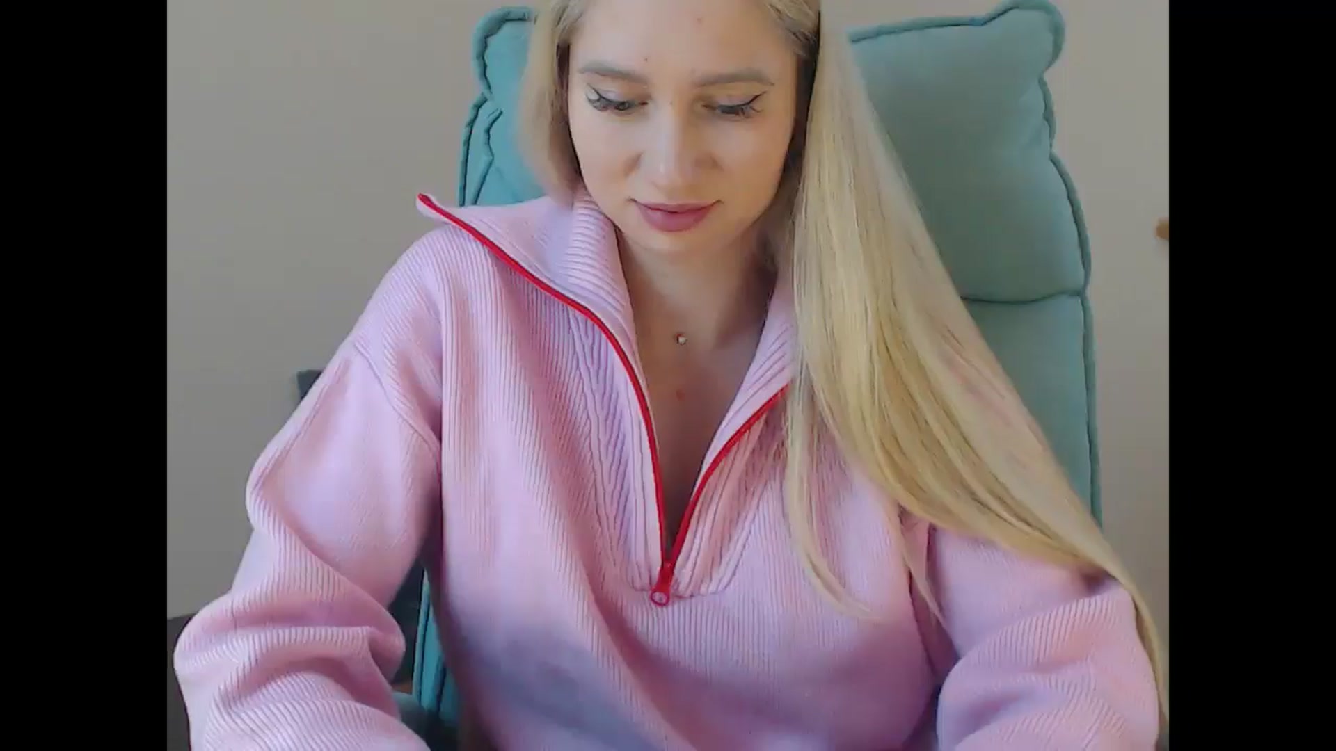 Gallery image thumbnail from Miss_Sylvia's myfreecams stream on, 12/24/2025, 19:57 image 20 of 20