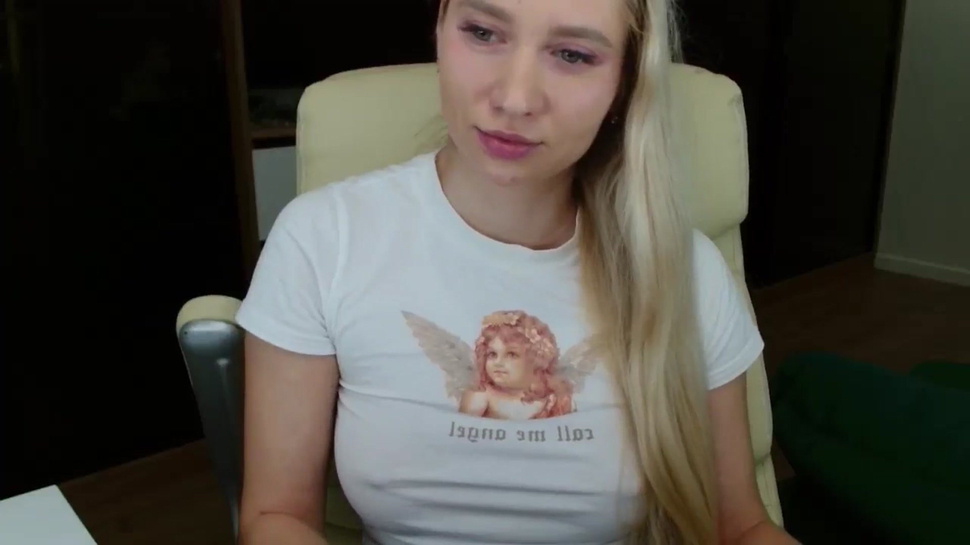 Gallery image thumbnail from Miss_Sylvia's myfreecams stream on, 12/26/2025, 15:31 image 7 of 20