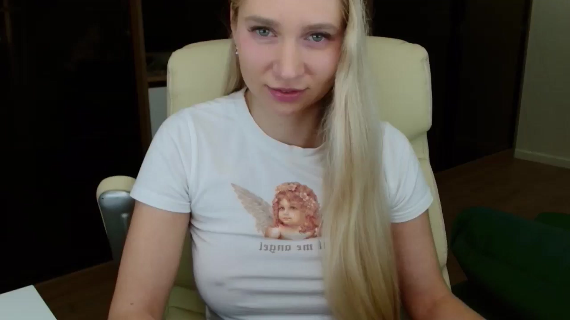 Gallery image thumbnail from Miss_Sylvia's myfreecams stream on, 12/26/2025, 15:31 image 18 of 20