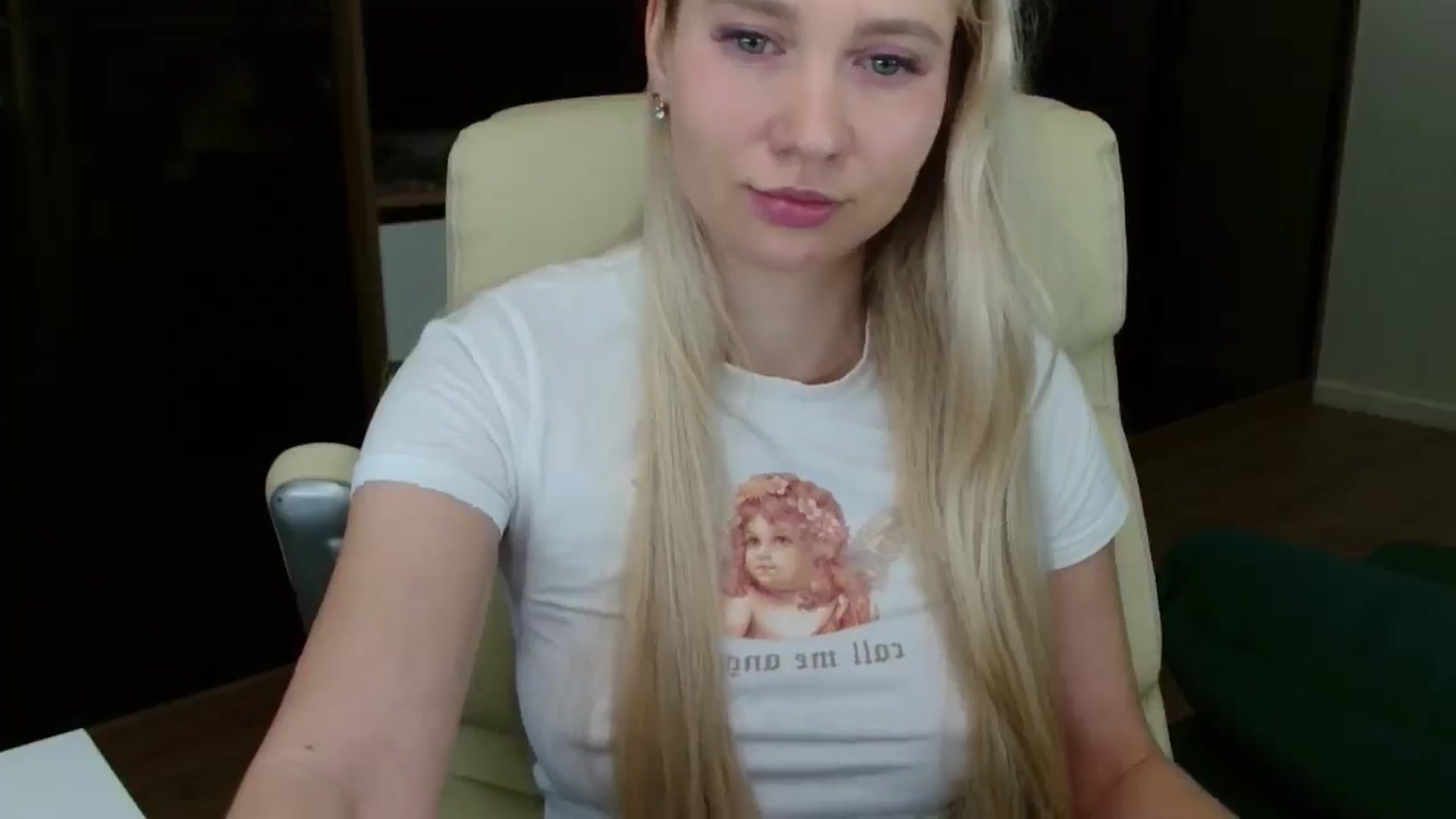 Gallery image thumbnail from Miss_Sylvia's myfreecams stream on, 12/26/2025, 15:31 image 5 of 20