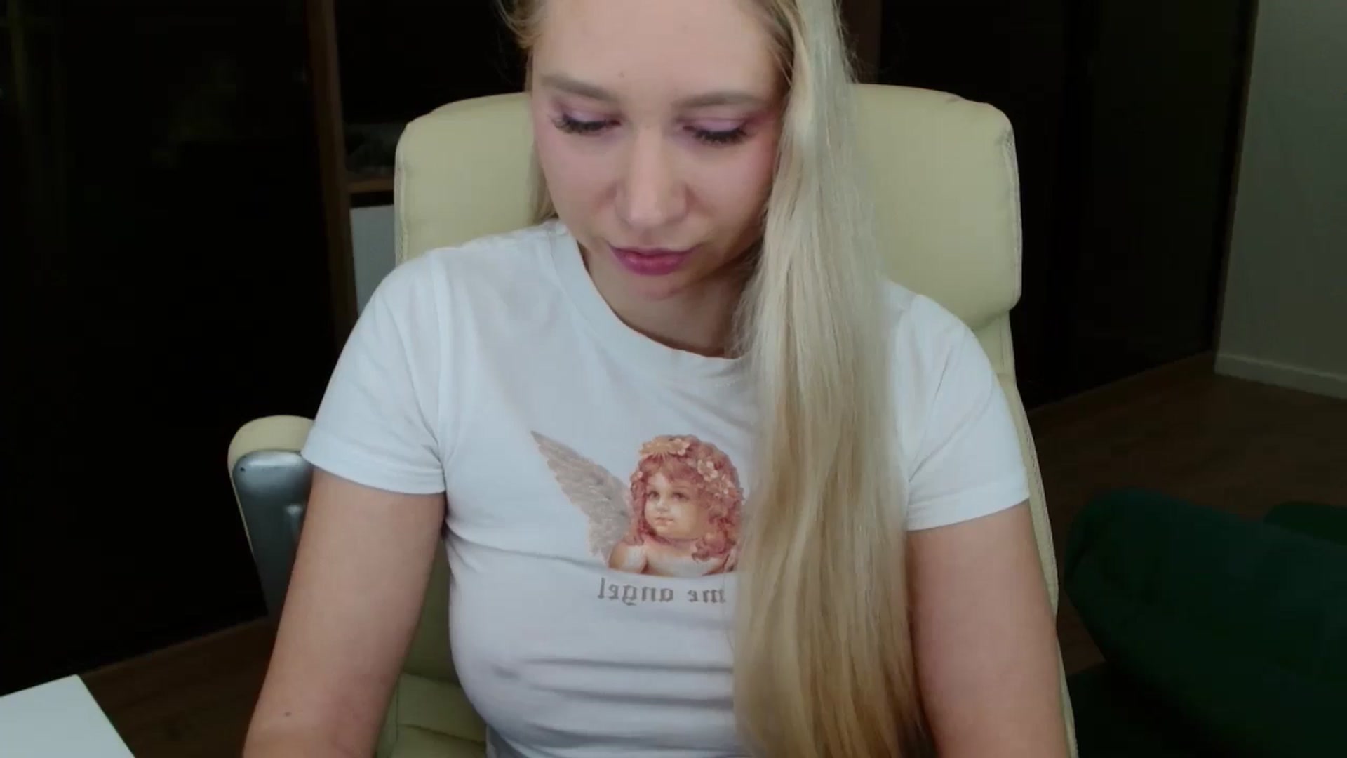 Gallery image thumbnail from Miss_Sylvia's myfreecams stream on, 12/26/2025, 15:31 image 13 of 20