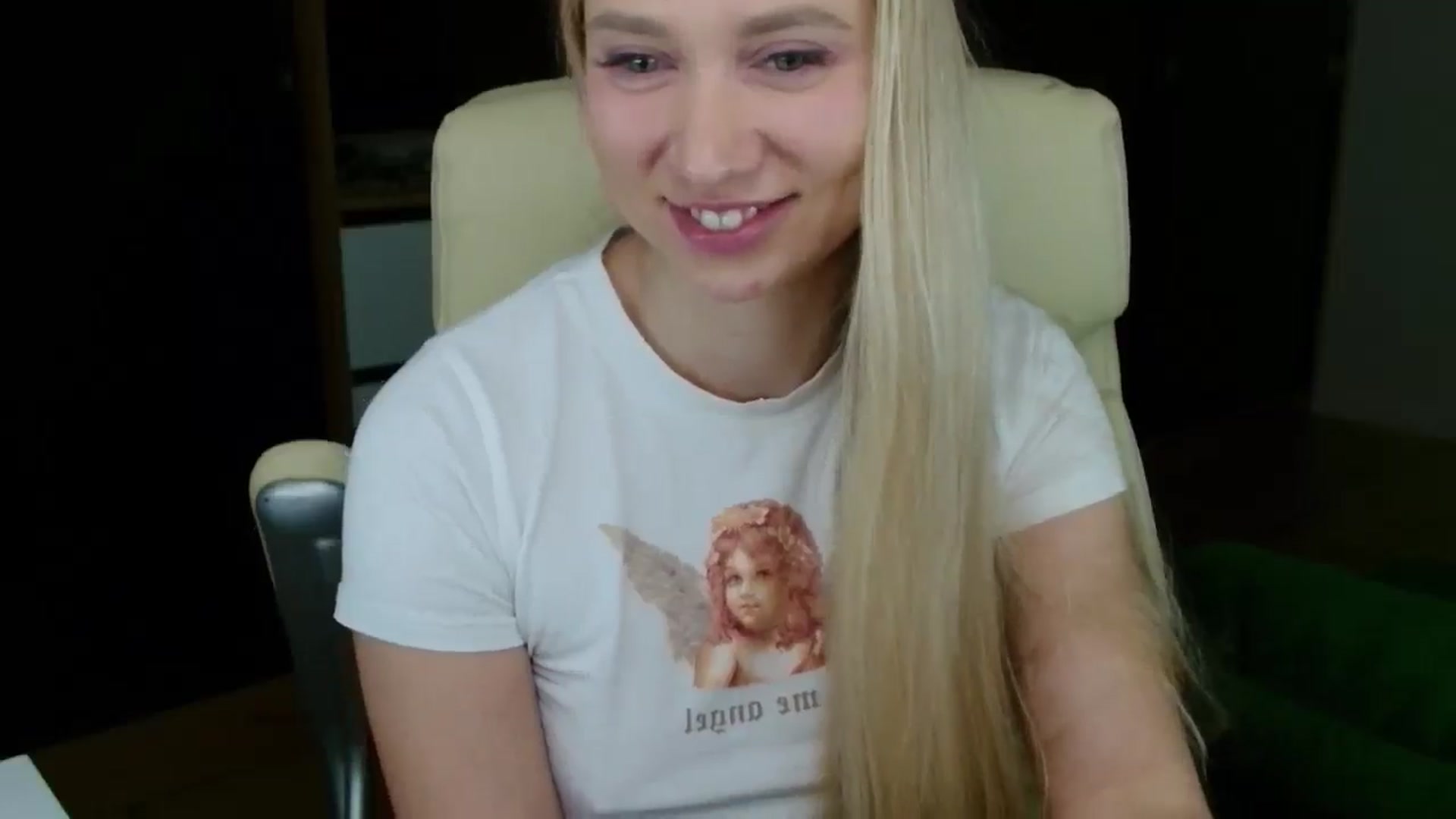 Gallery image thumbnail from Miss_Sylvia's myfreecams stream on, 12/26/2025, 16:04 image 20 of 20